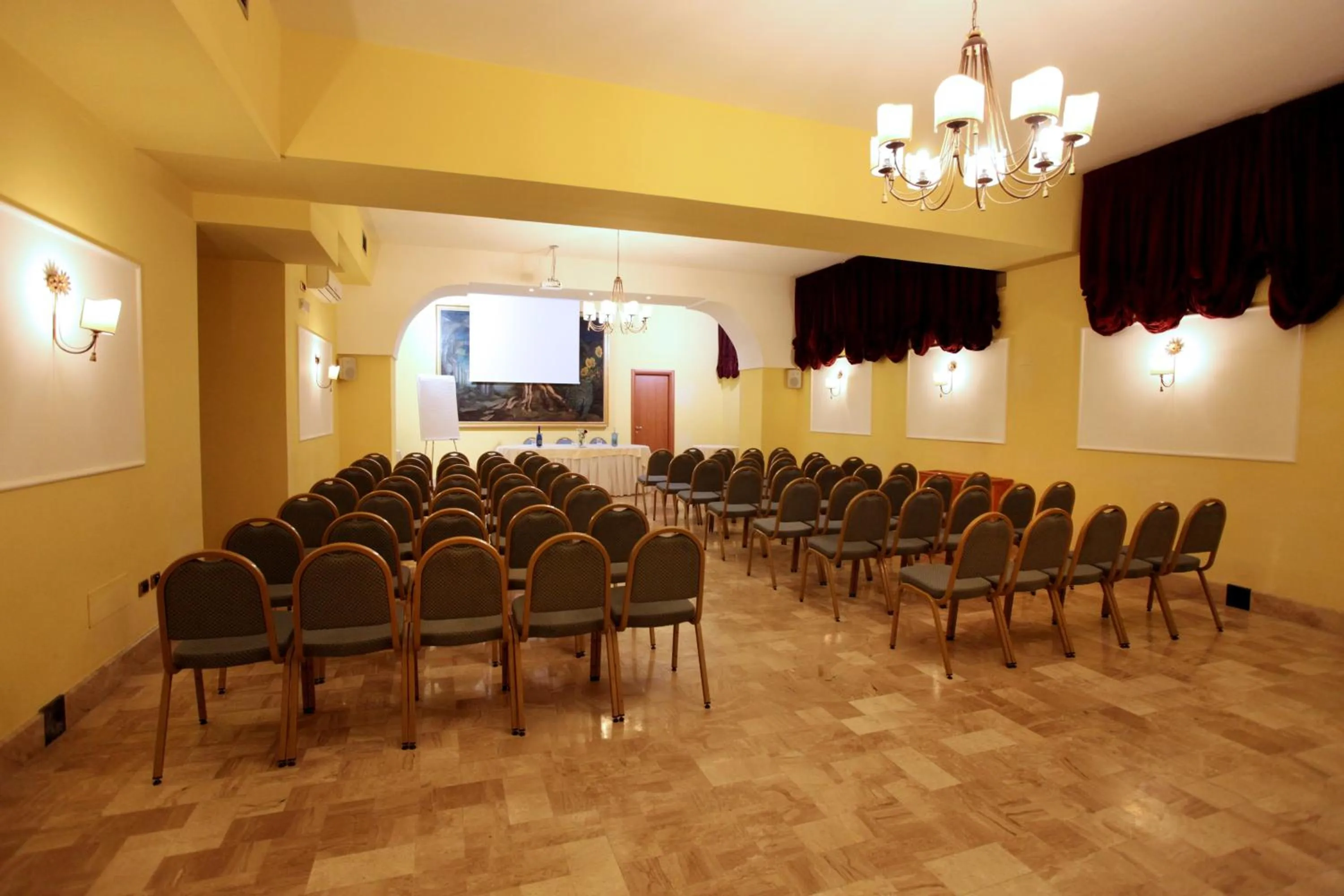 Business facilities in Belsito Hotel
