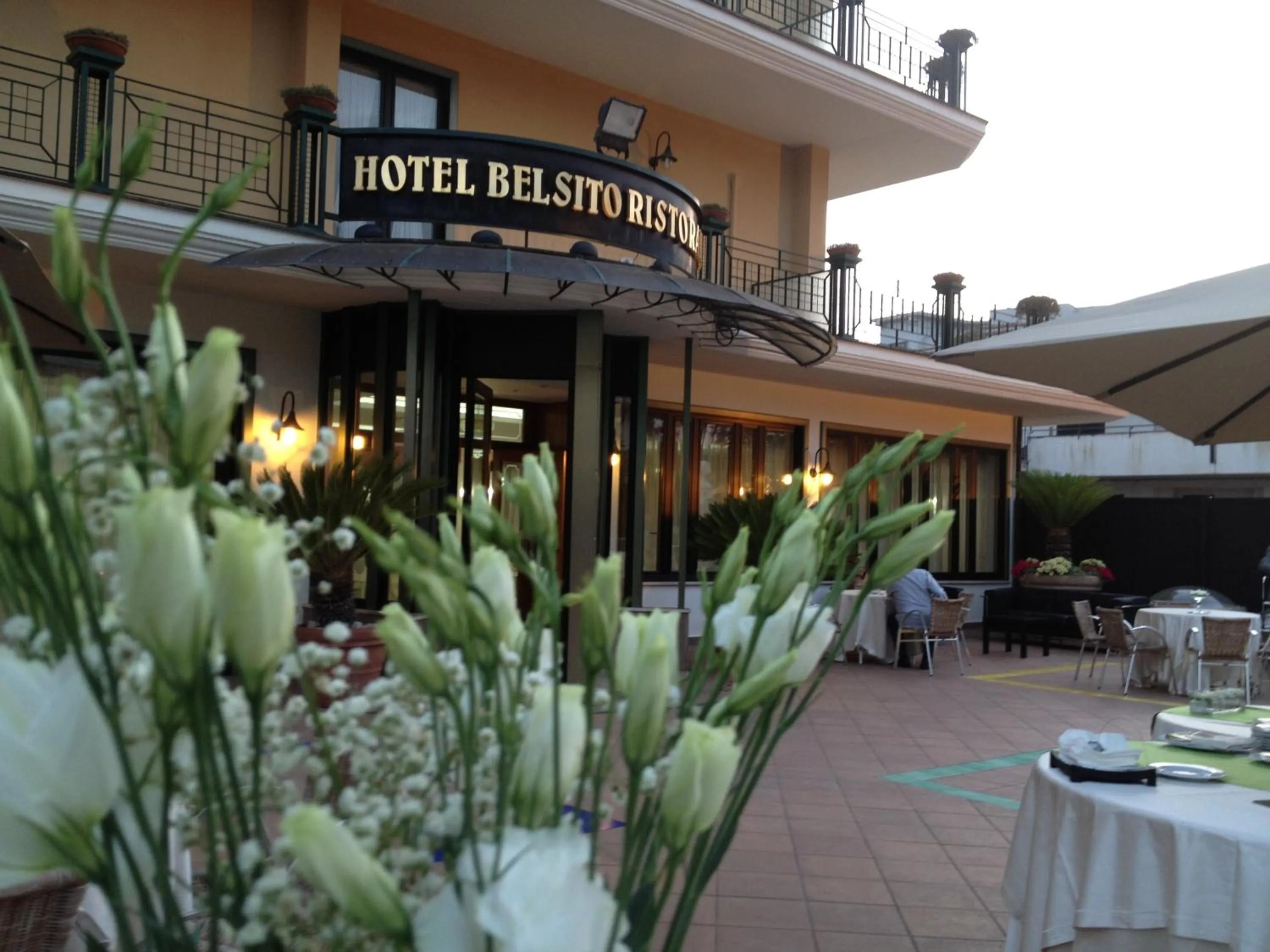 Restaurant/places to eat in Belsito Hotel