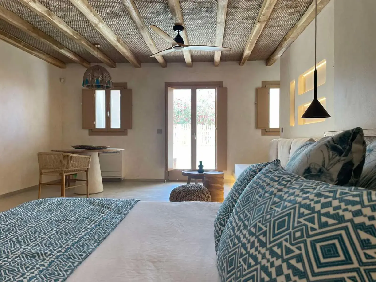 Suite with Private Pool in Opalia Suites Suite with Private Pool in Opalia Suites