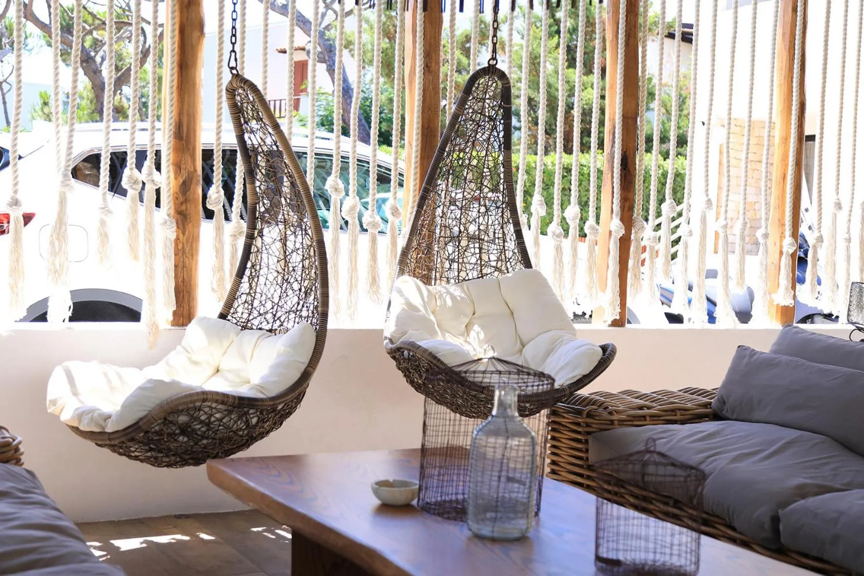 Patio in Cumeja Beach Club & Hotel