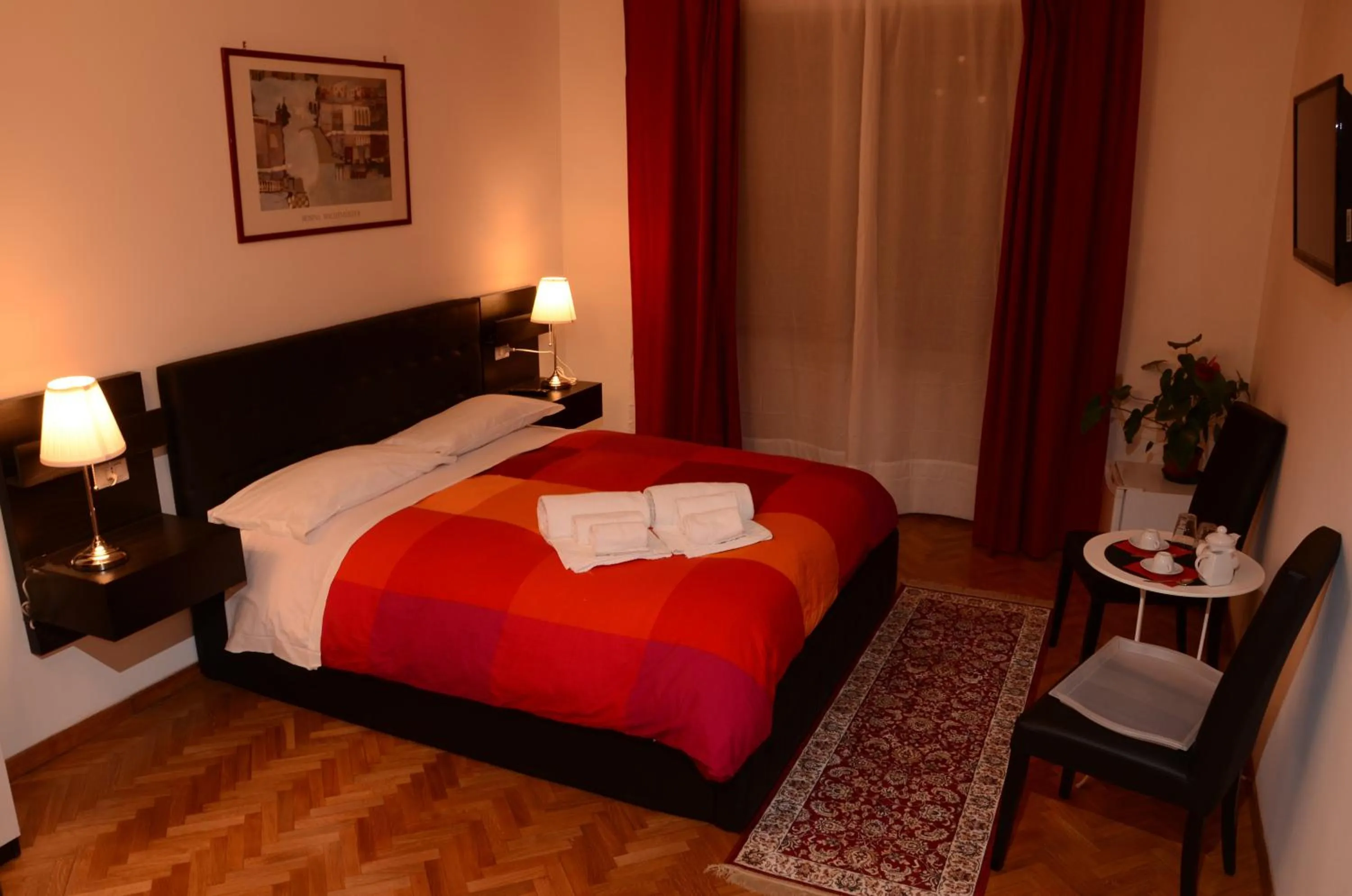 Shower, Bed in Vatican Dream