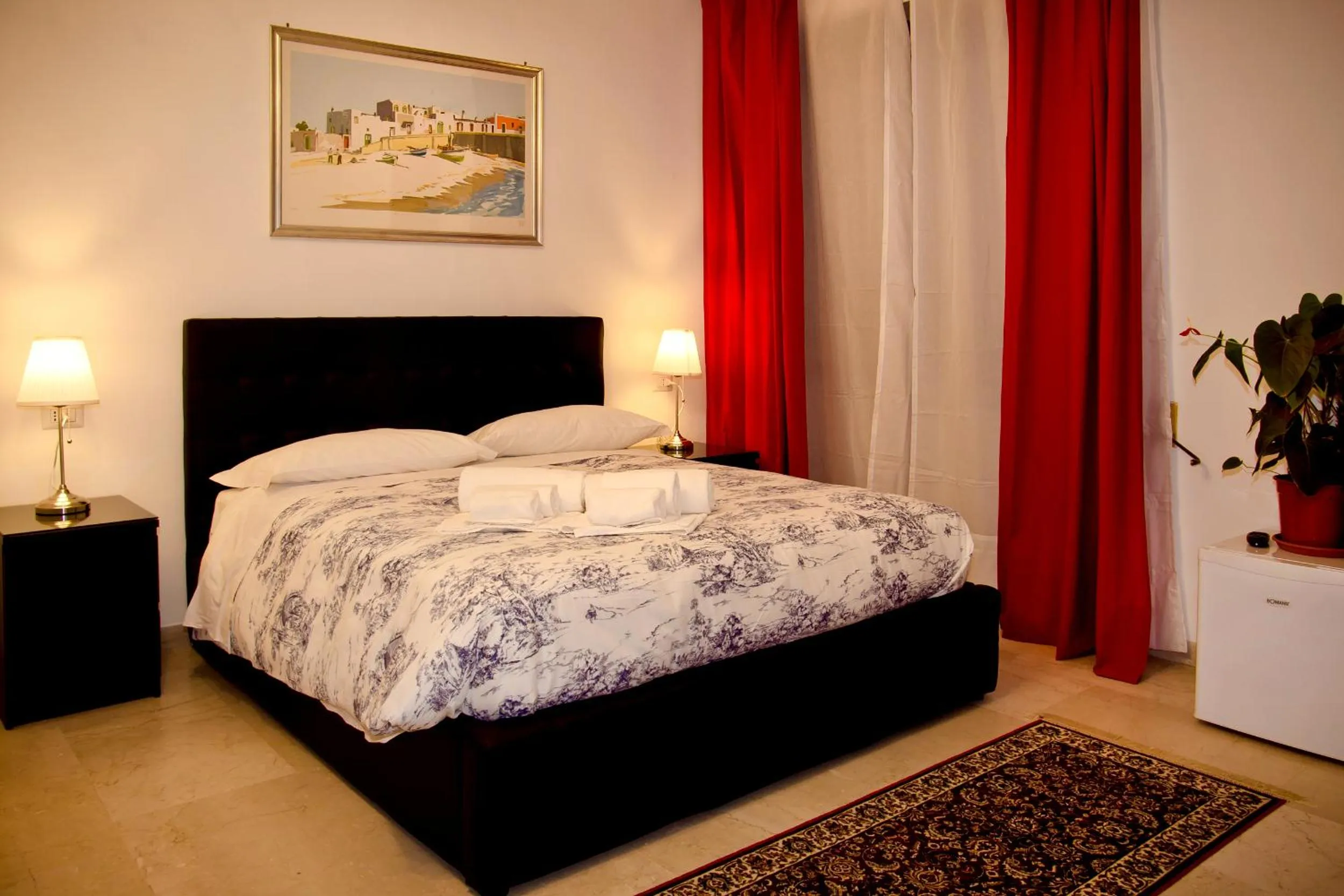 Shower, Bed in Vatican Dream