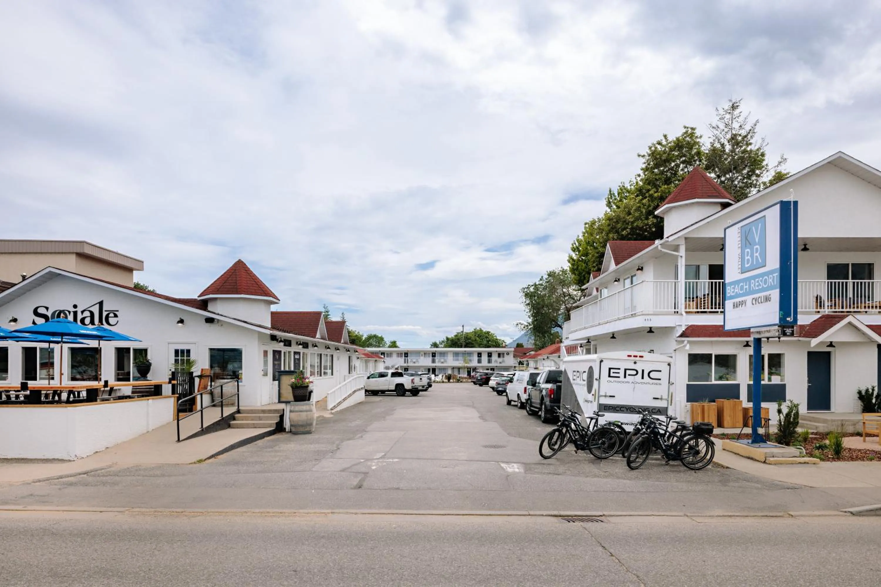 Property building in Kettle Valley Beach Resort