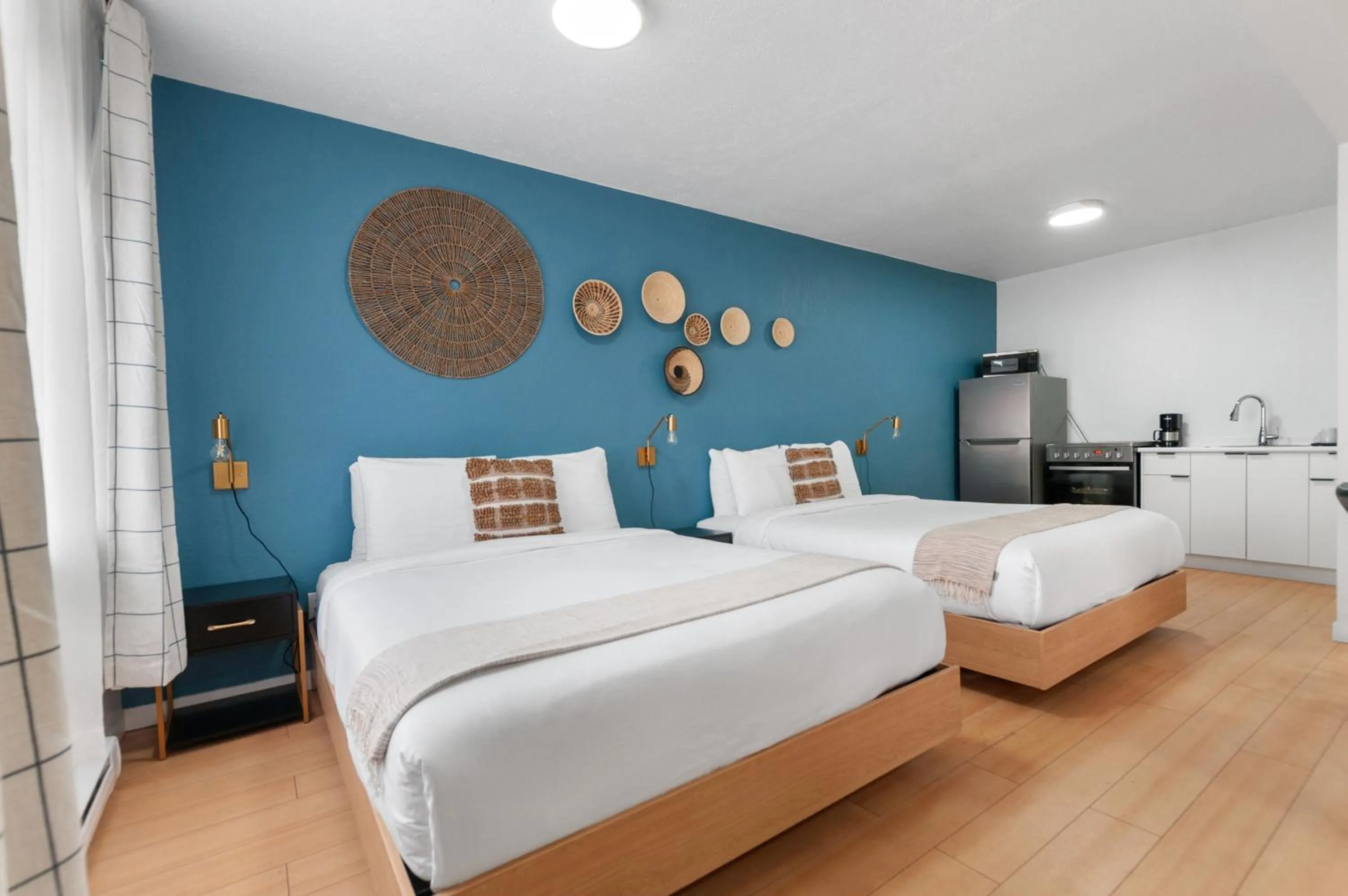 Bed in Kettle Valley Beach Resort