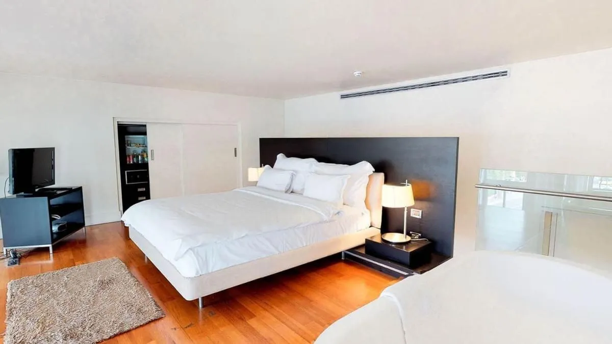 Photo of the whole room, Bed in A'jia Hotel