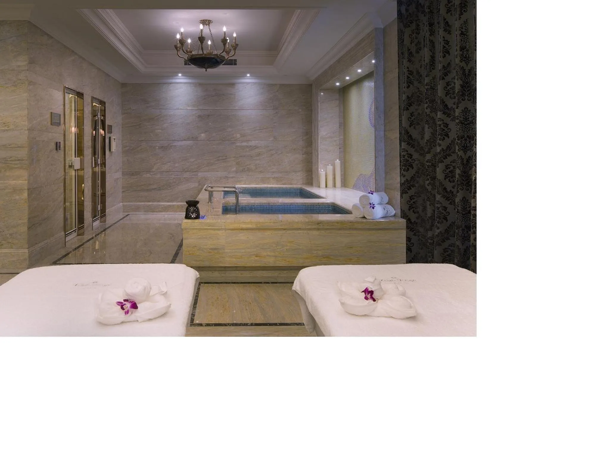Spa and wellness centre/facilities, Bed in Wanda Vista Tianjin