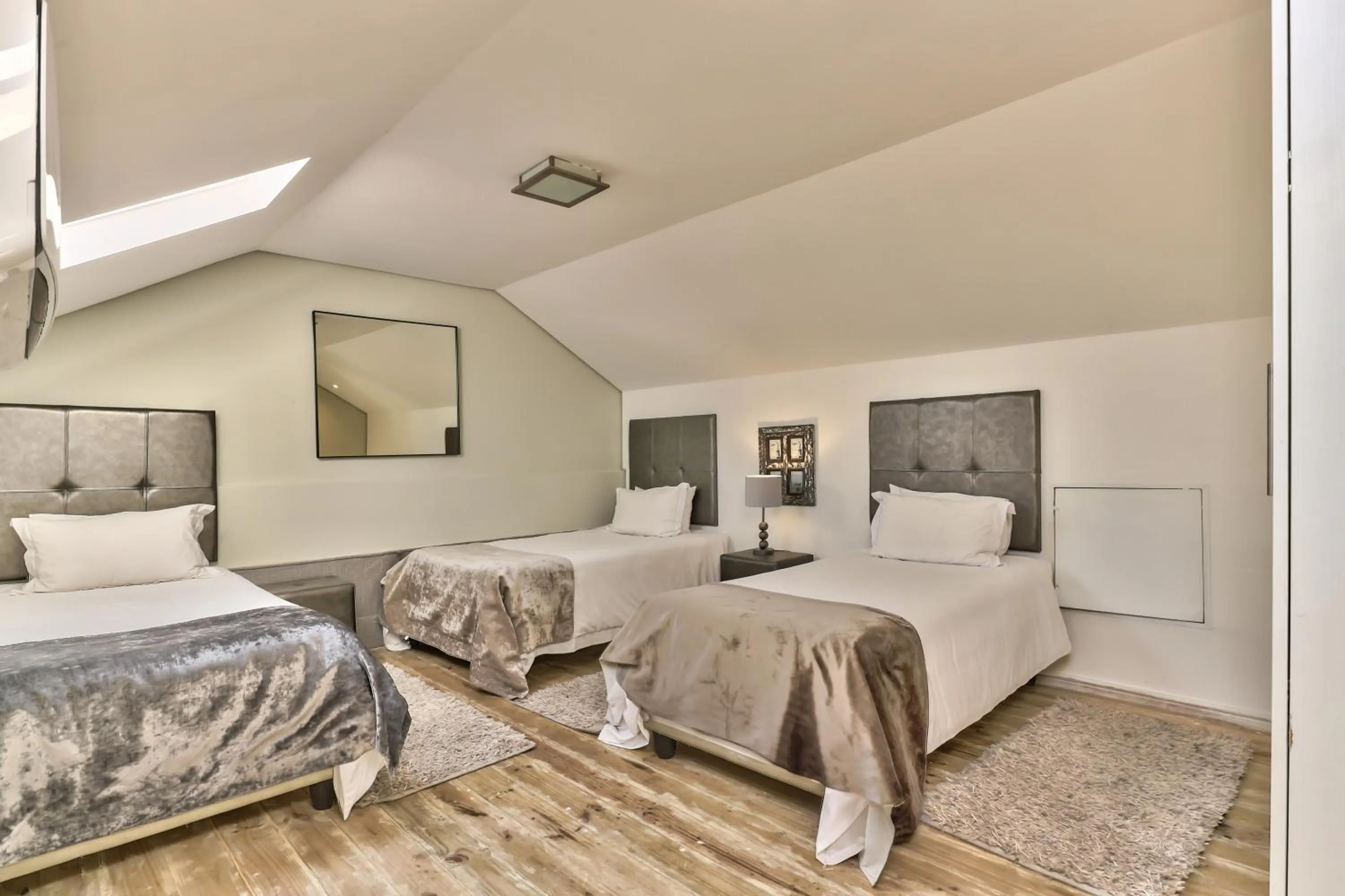 Bed in Heritage Square Apartments