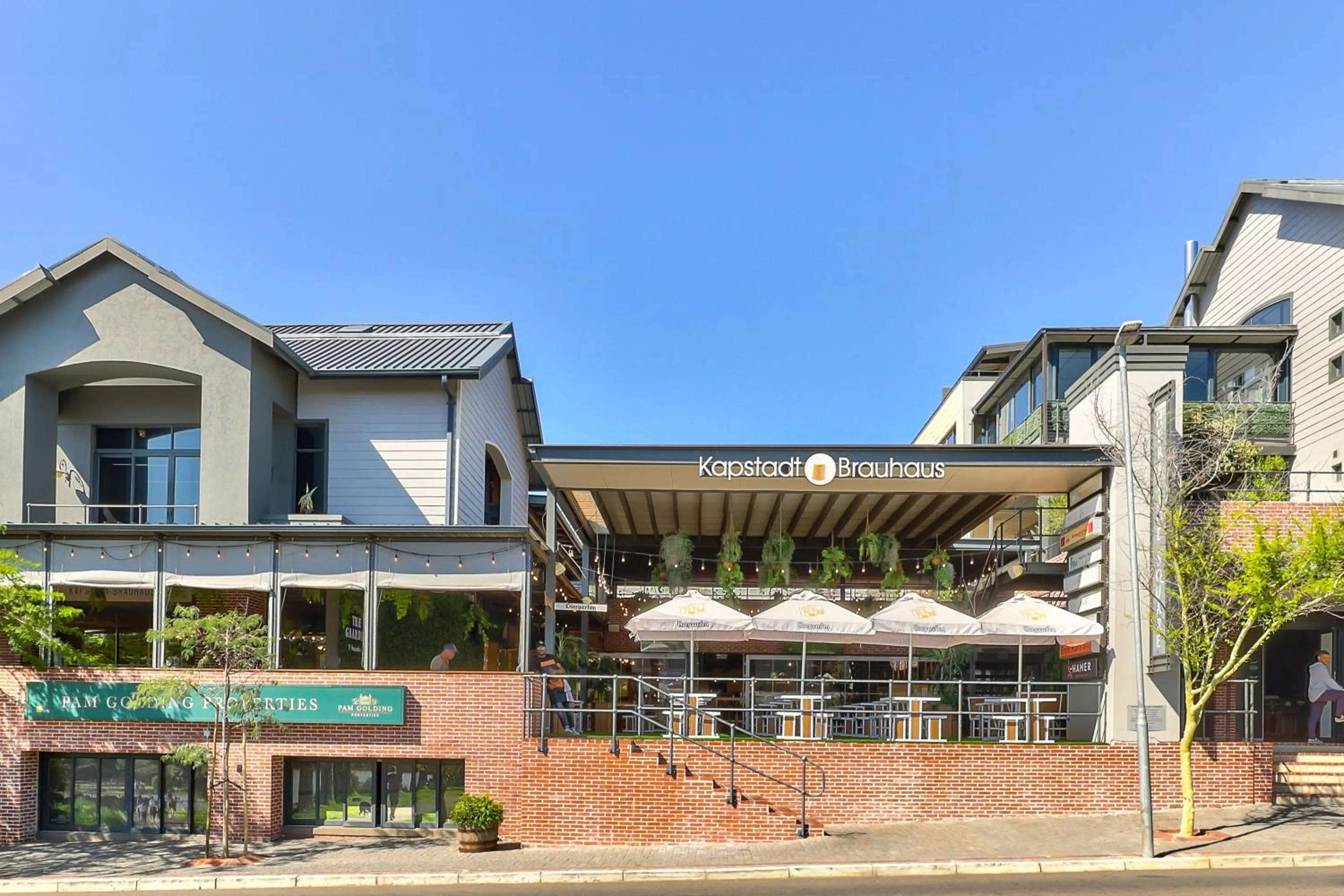 Property building in Heritage Square Apartments