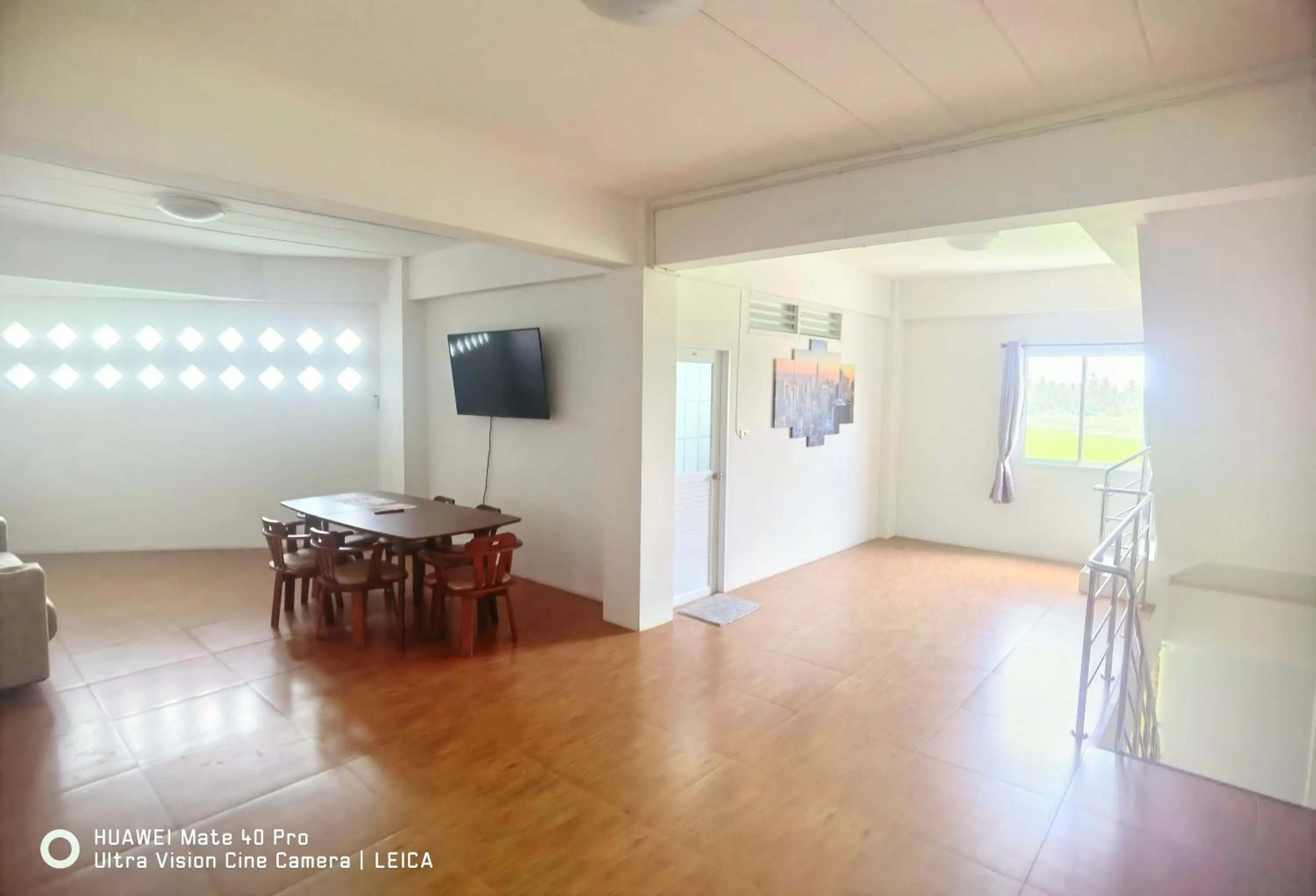 Communal lounge/ TV room in 115 Townhouse