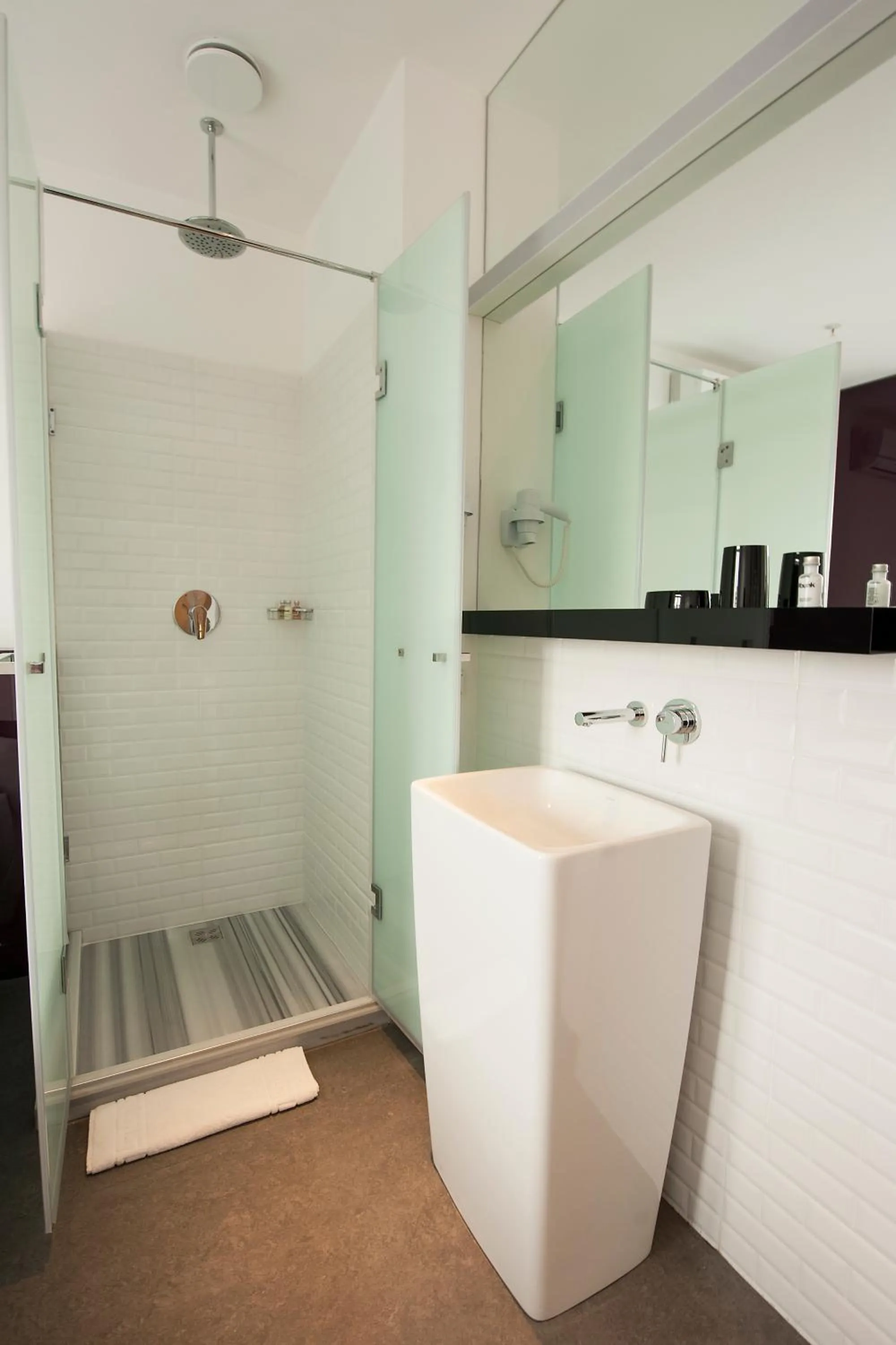 Shower in Wabi Hostels