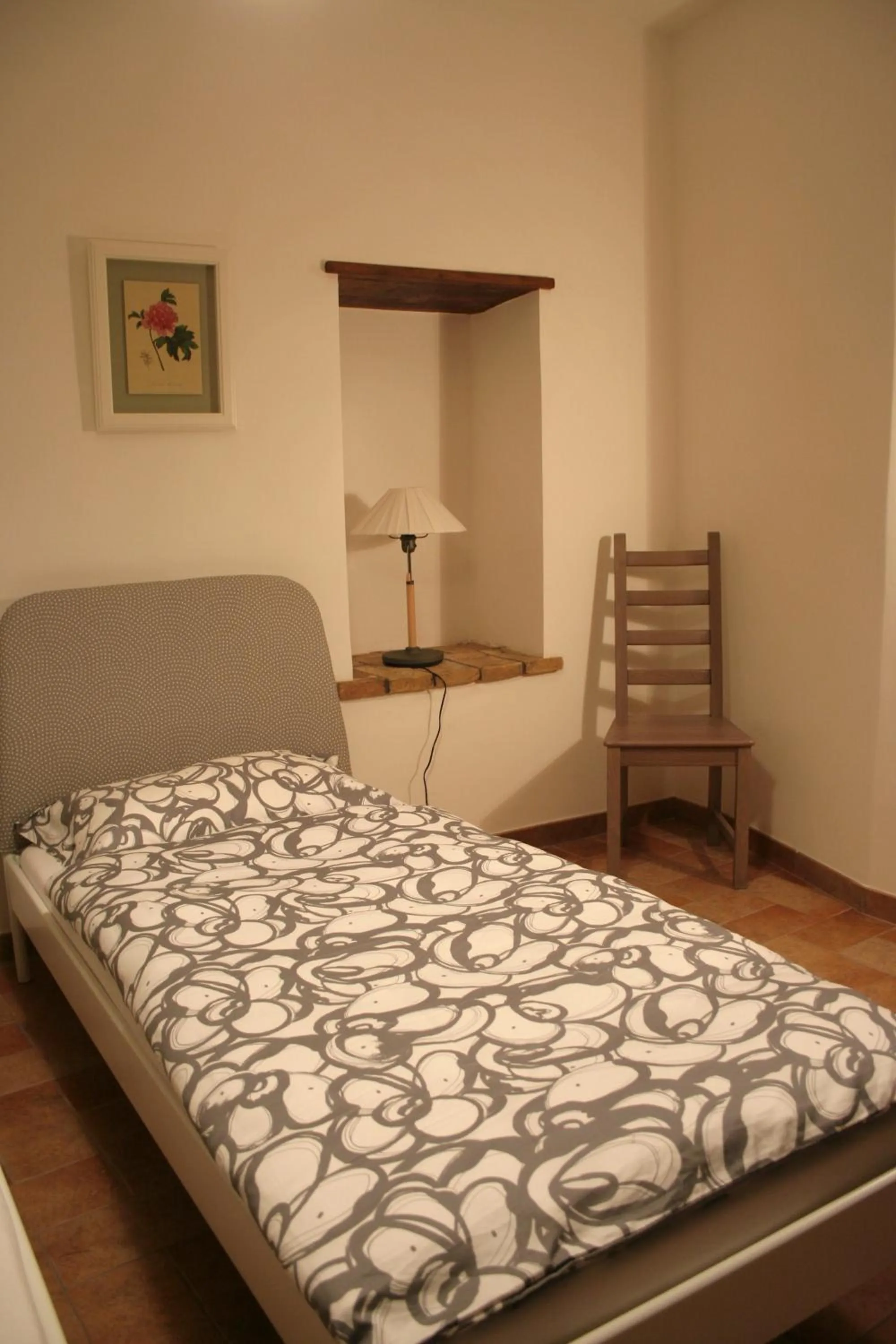 Decorative detail, Bed in Appartamenti Urbevetus