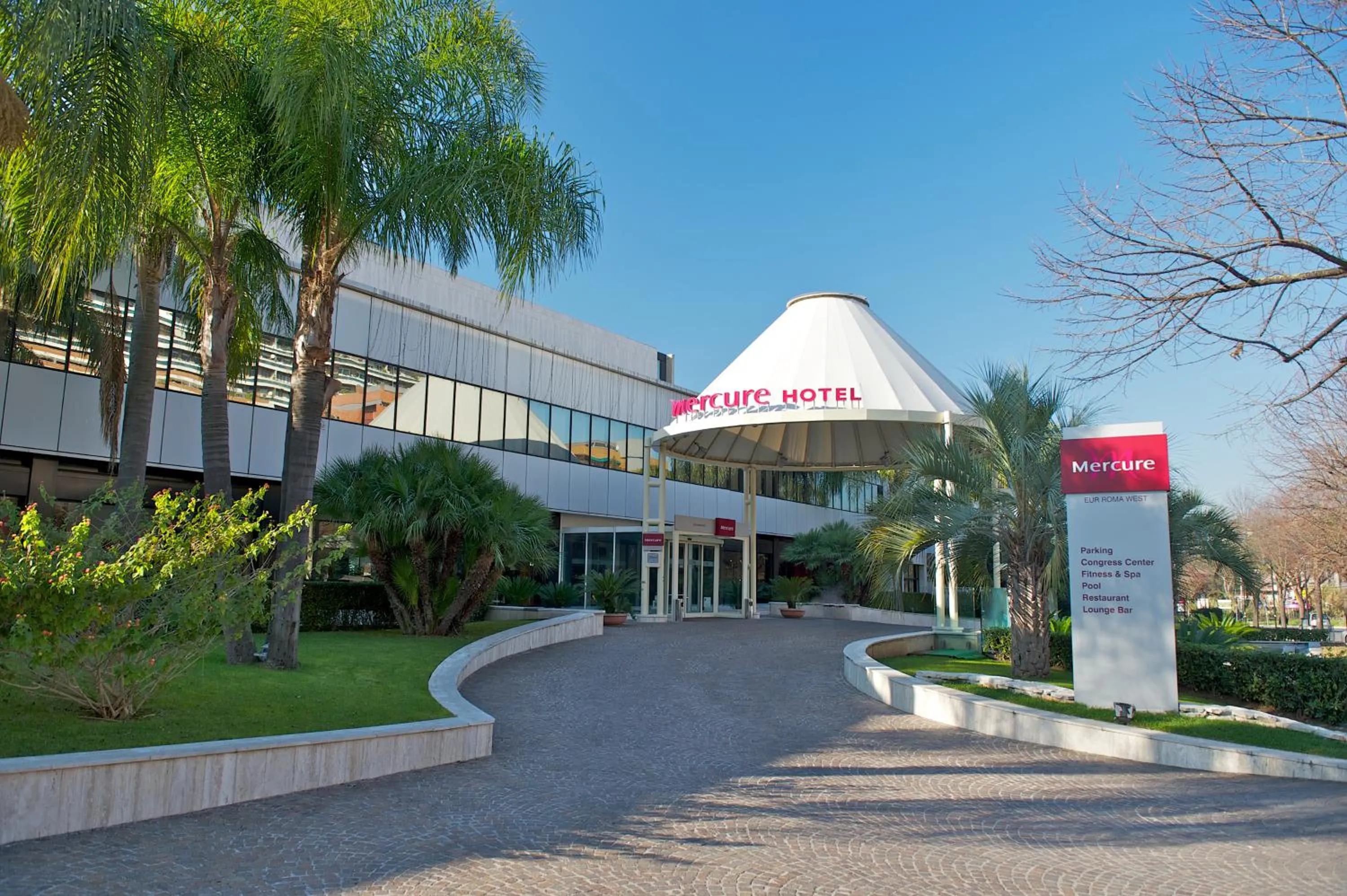 Property building in Mercure Roma West