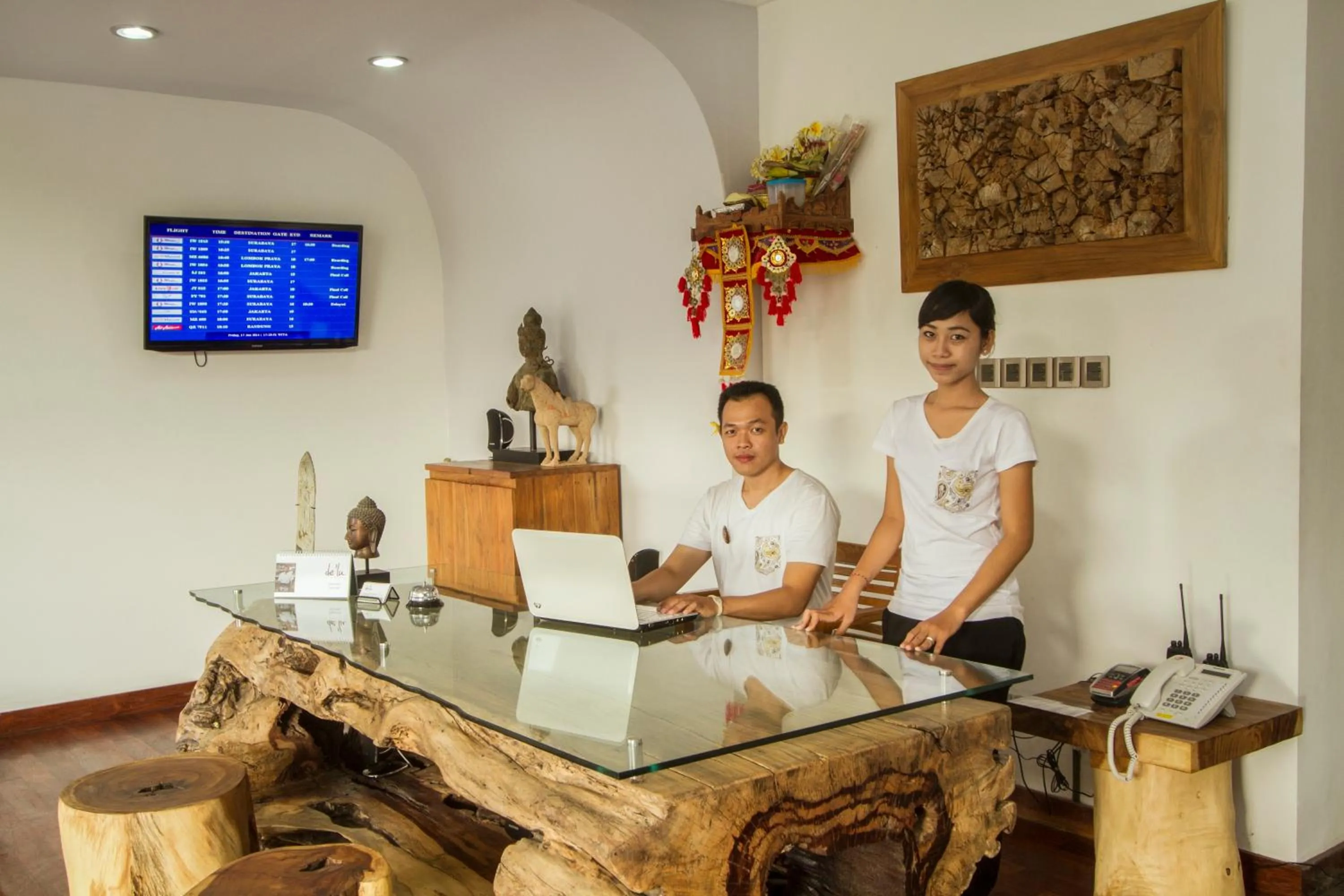 Lobby or reception in Delu Villas & Suite