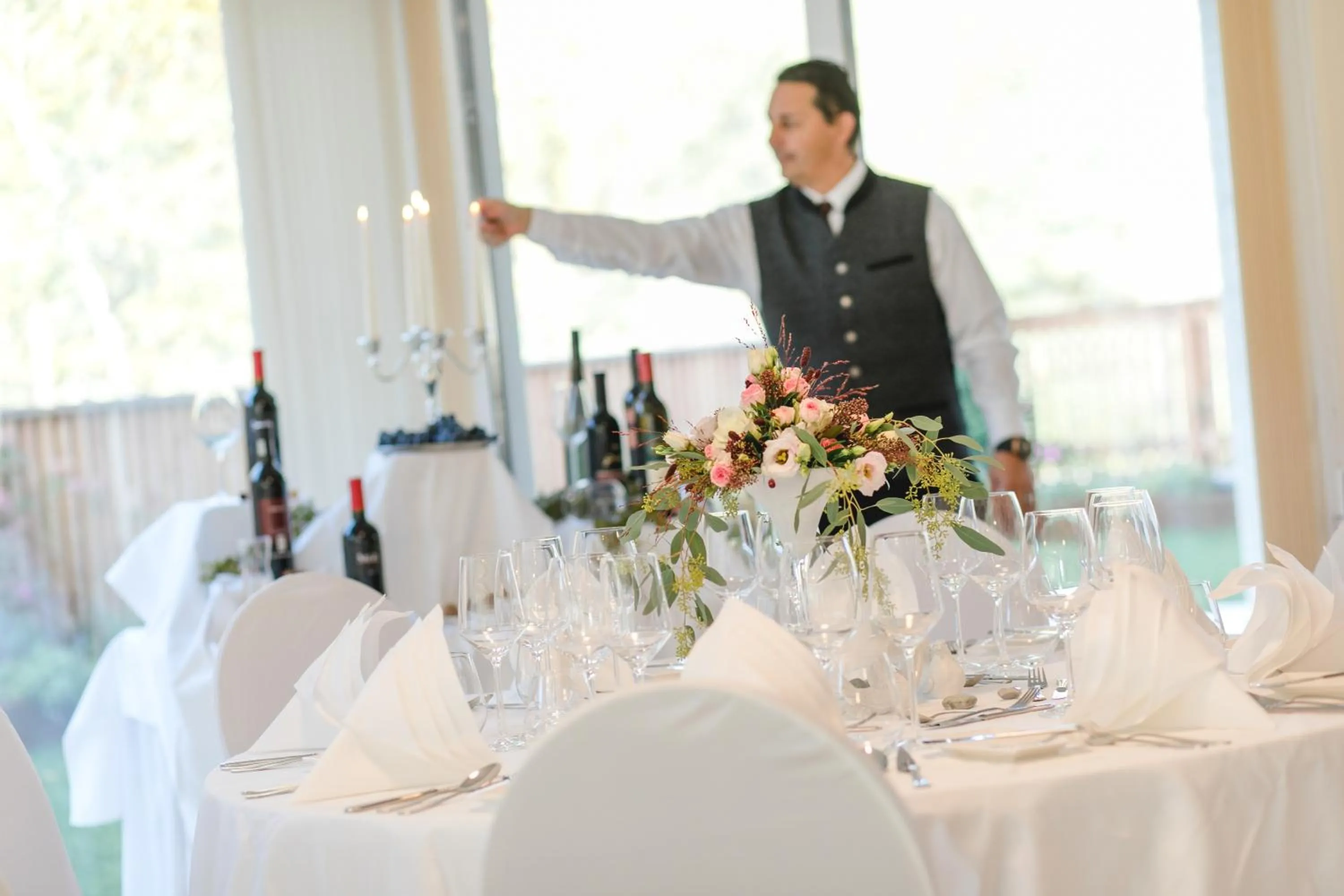 Restaurant/places to eat in R&R Residenzen HOTEL