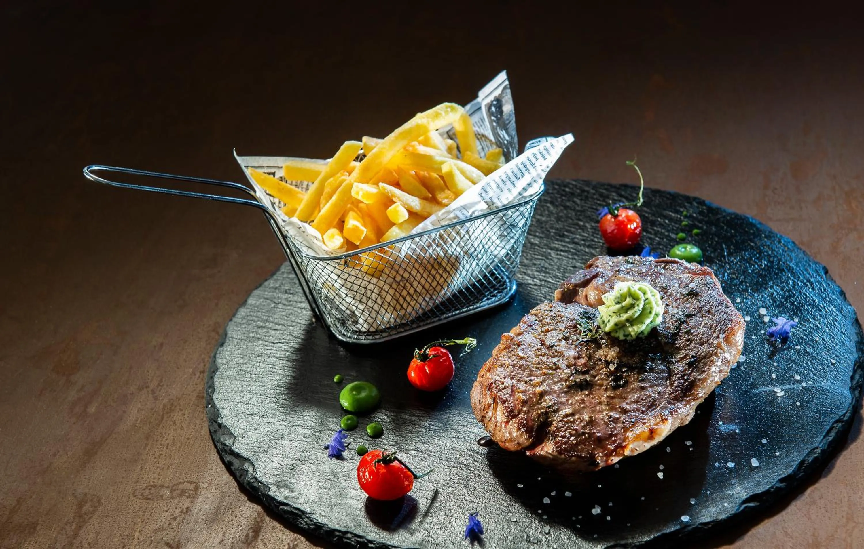 Restaurant/places to eat in R&R Residenzen HOTEL