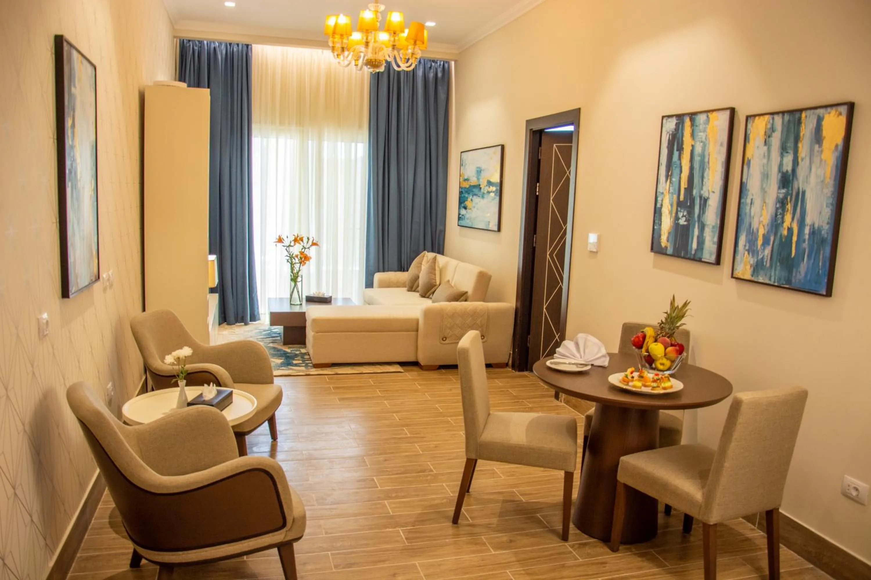 Living room in Helnan Mamoura Hotel & Events Center