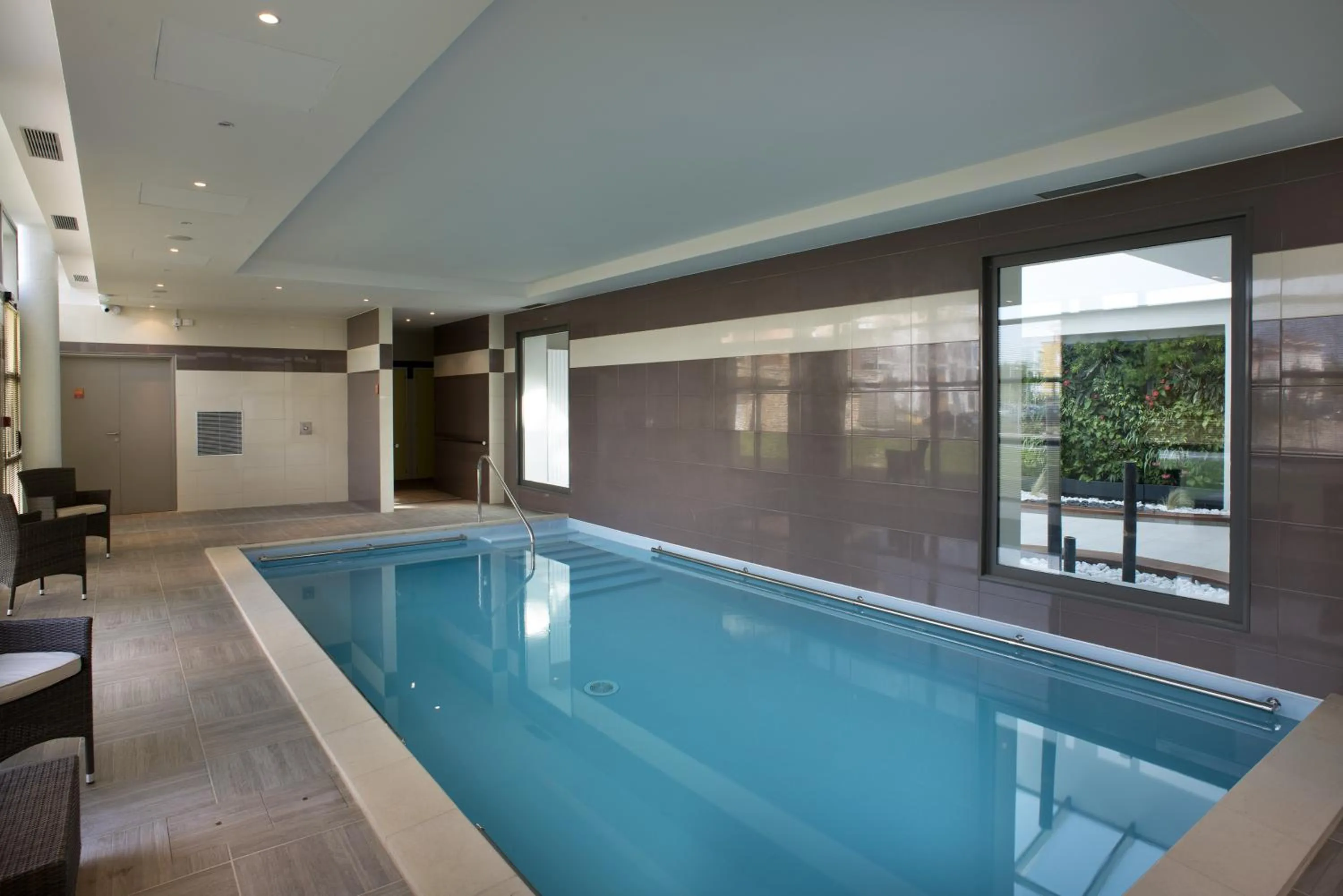 Swimming pool in Domitys Les Cigales du Lubéron