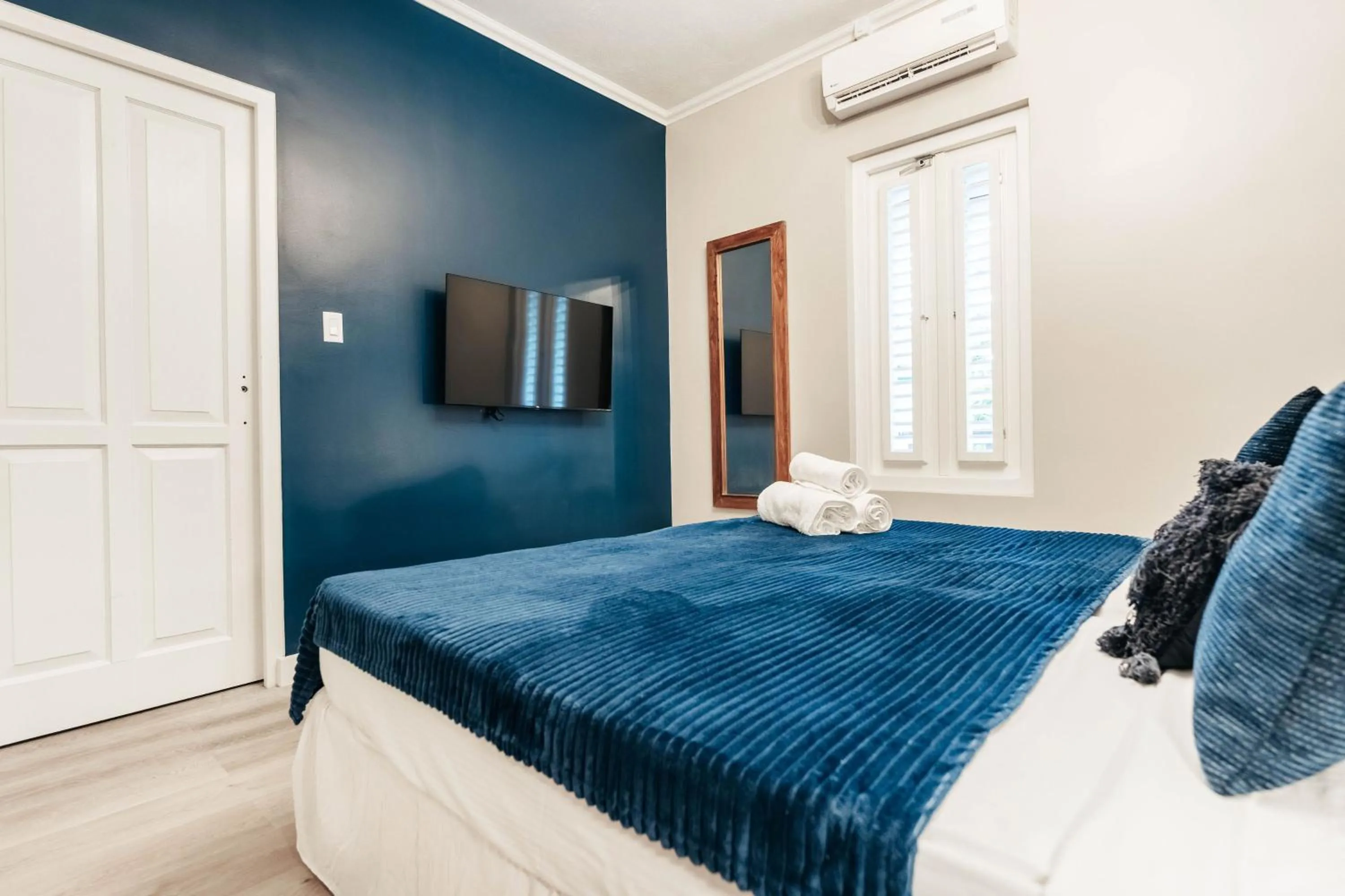 Bed in Atelier Skalo Boutique Hotel