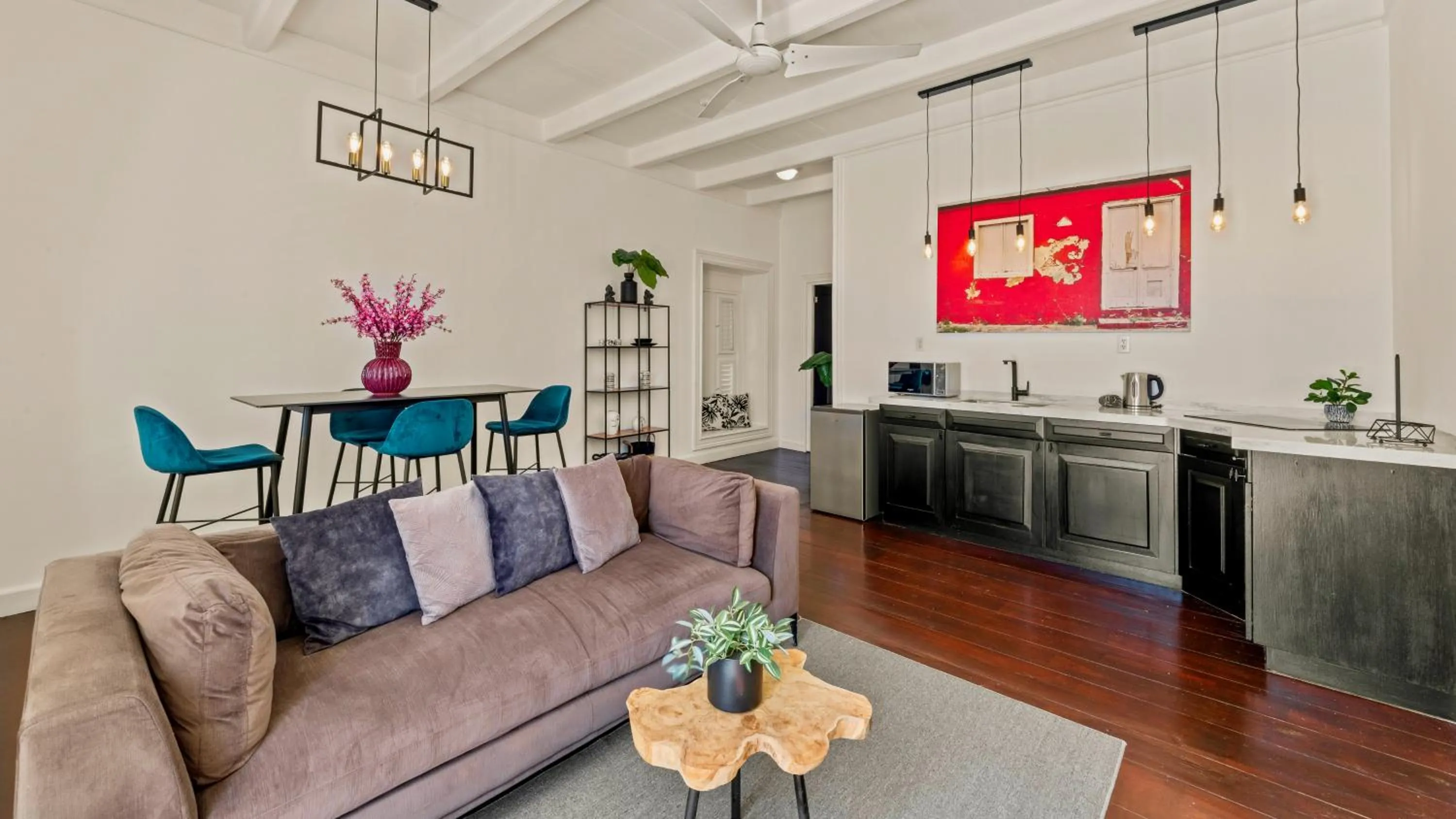 Kitchen or kitchenette in Atelier Skalo Boutique Hotel