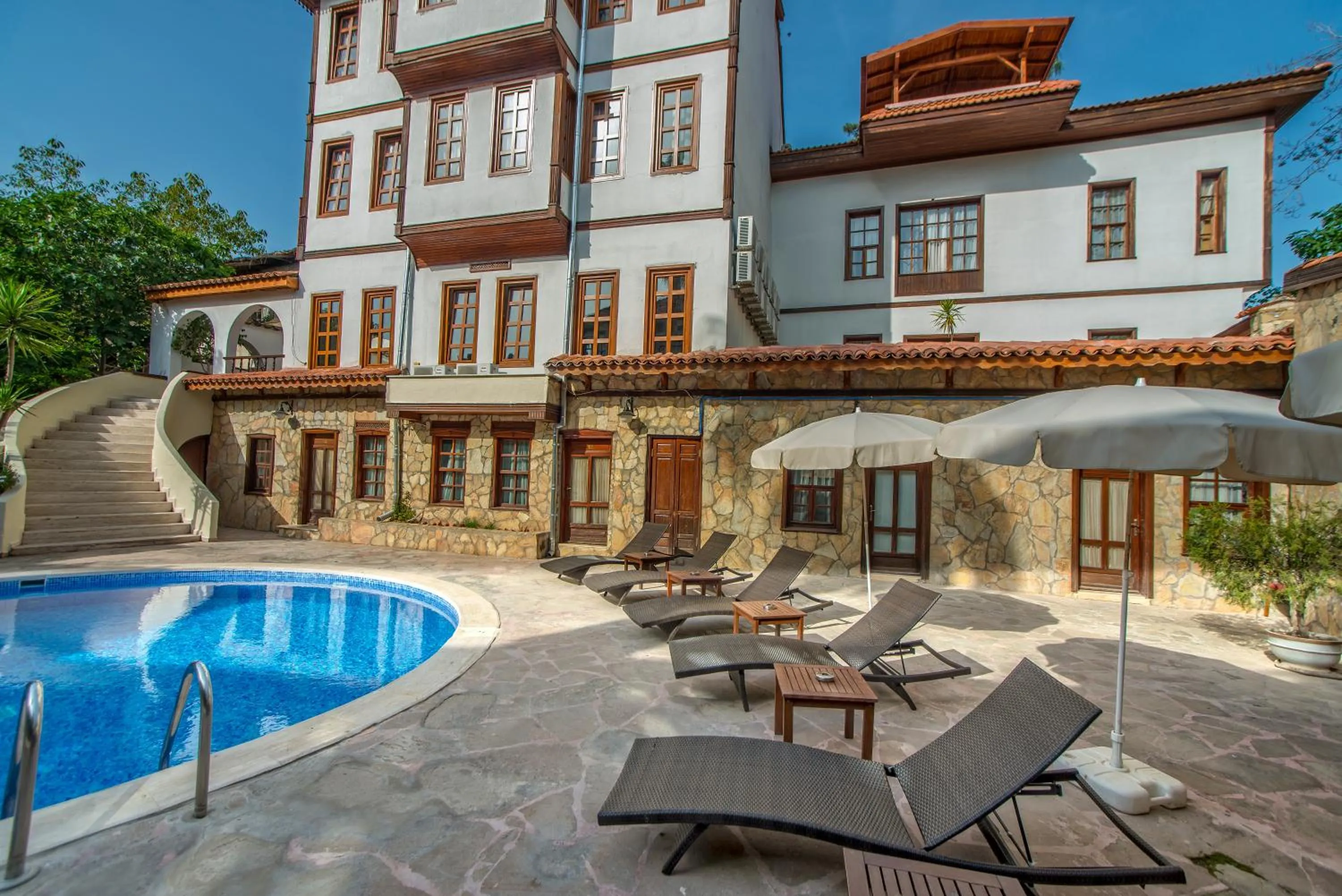 Property building in Argos Hotel