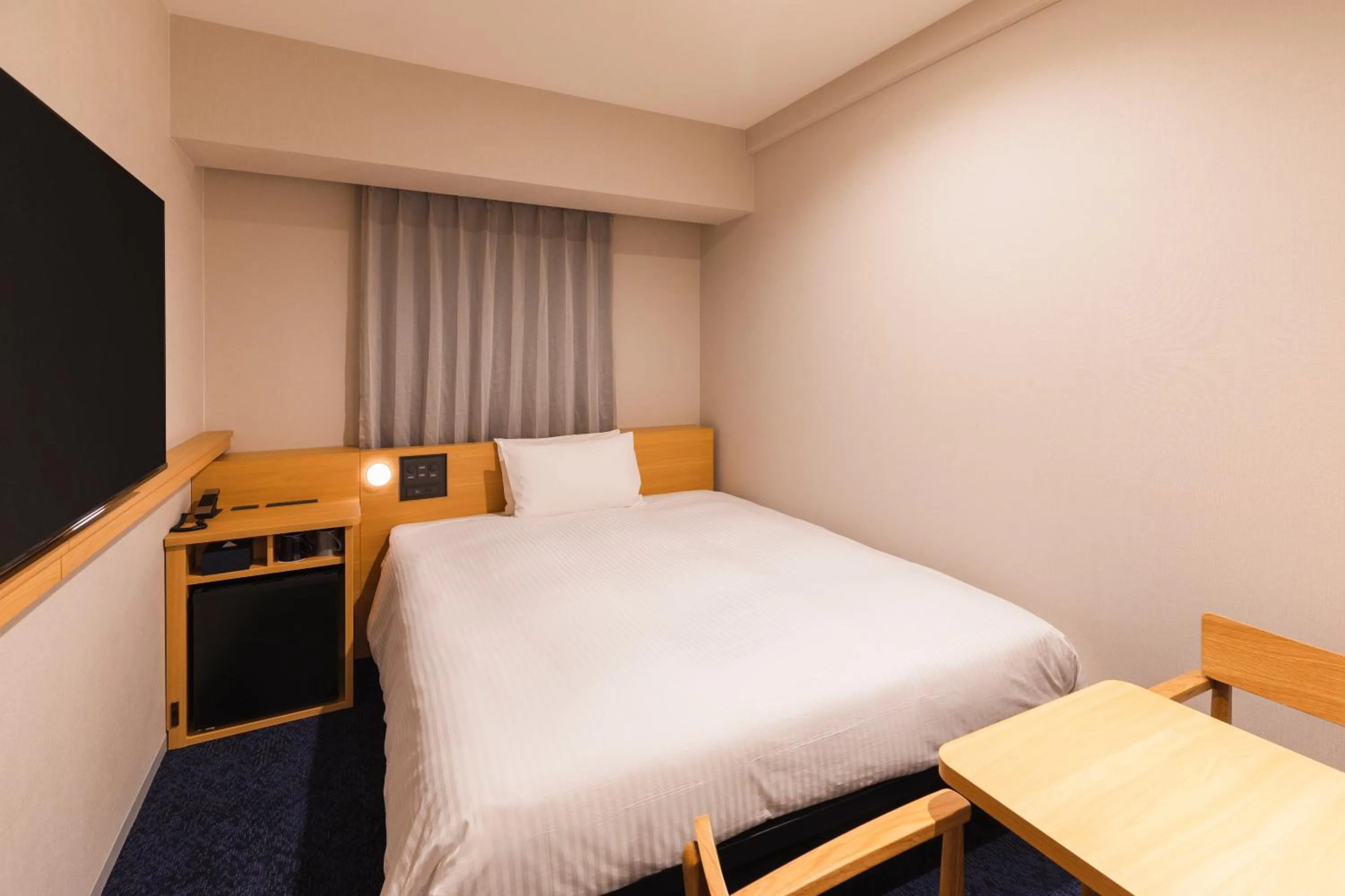 Bed in Sotetsu Fresa Inn Sapporo-Susukino