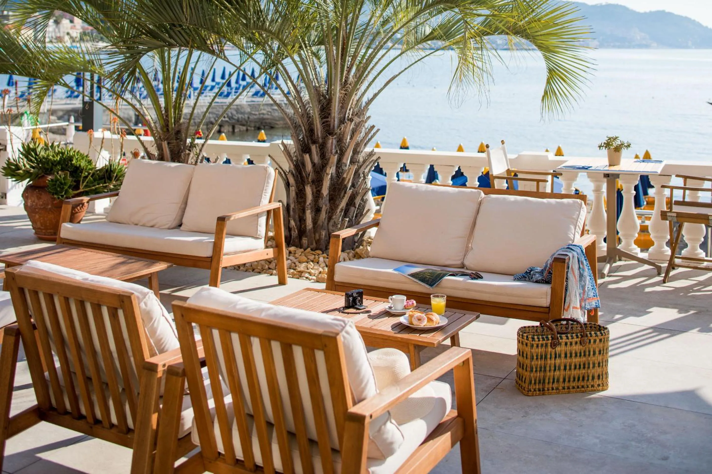 Patio in Hotel Golfo e Palme