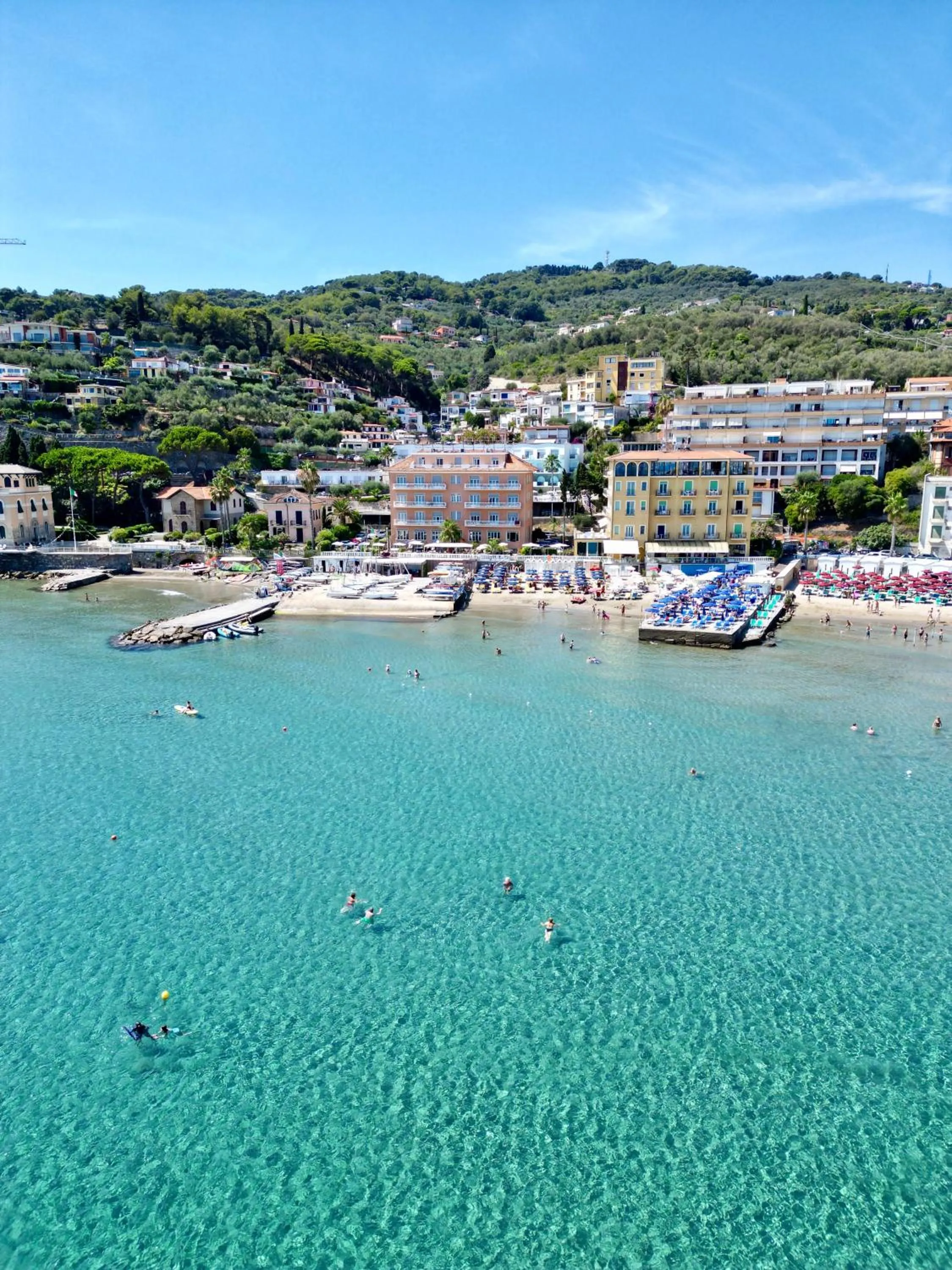 Property building in Hotel Golfo e Palme