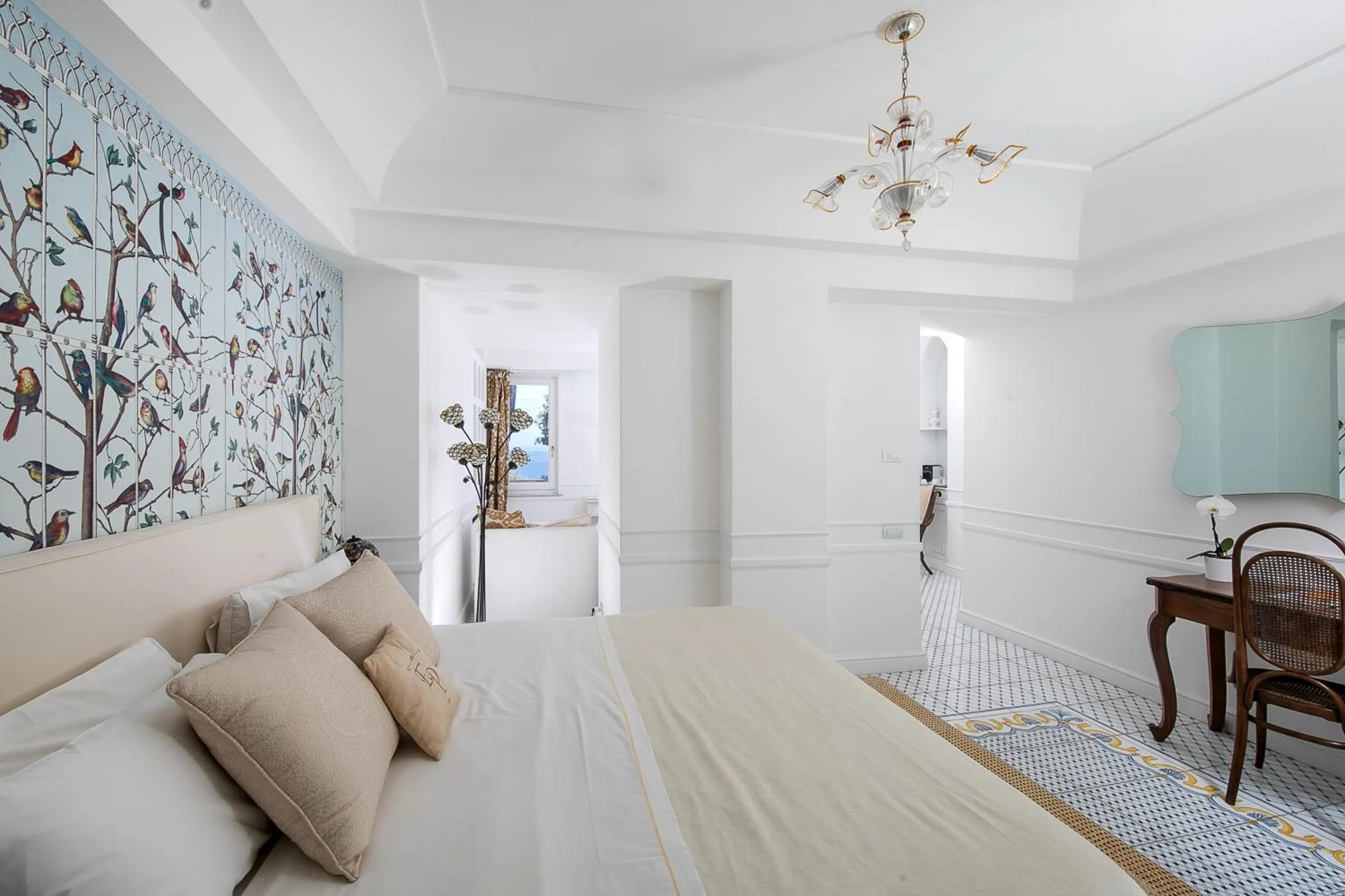 Bed in Luxury Villa Excelsior Parco