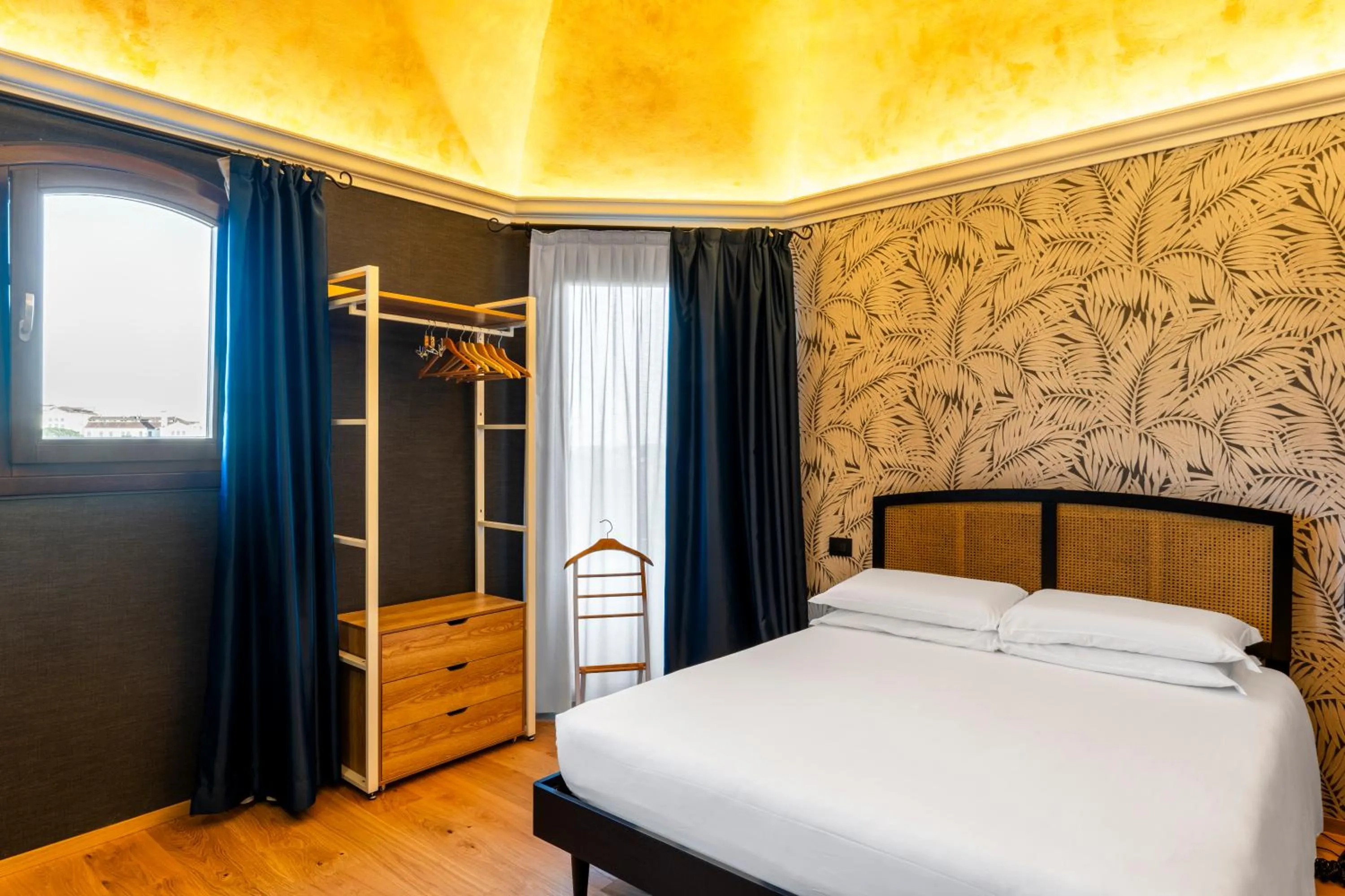 Bed in Hotel Atlanta Augustus