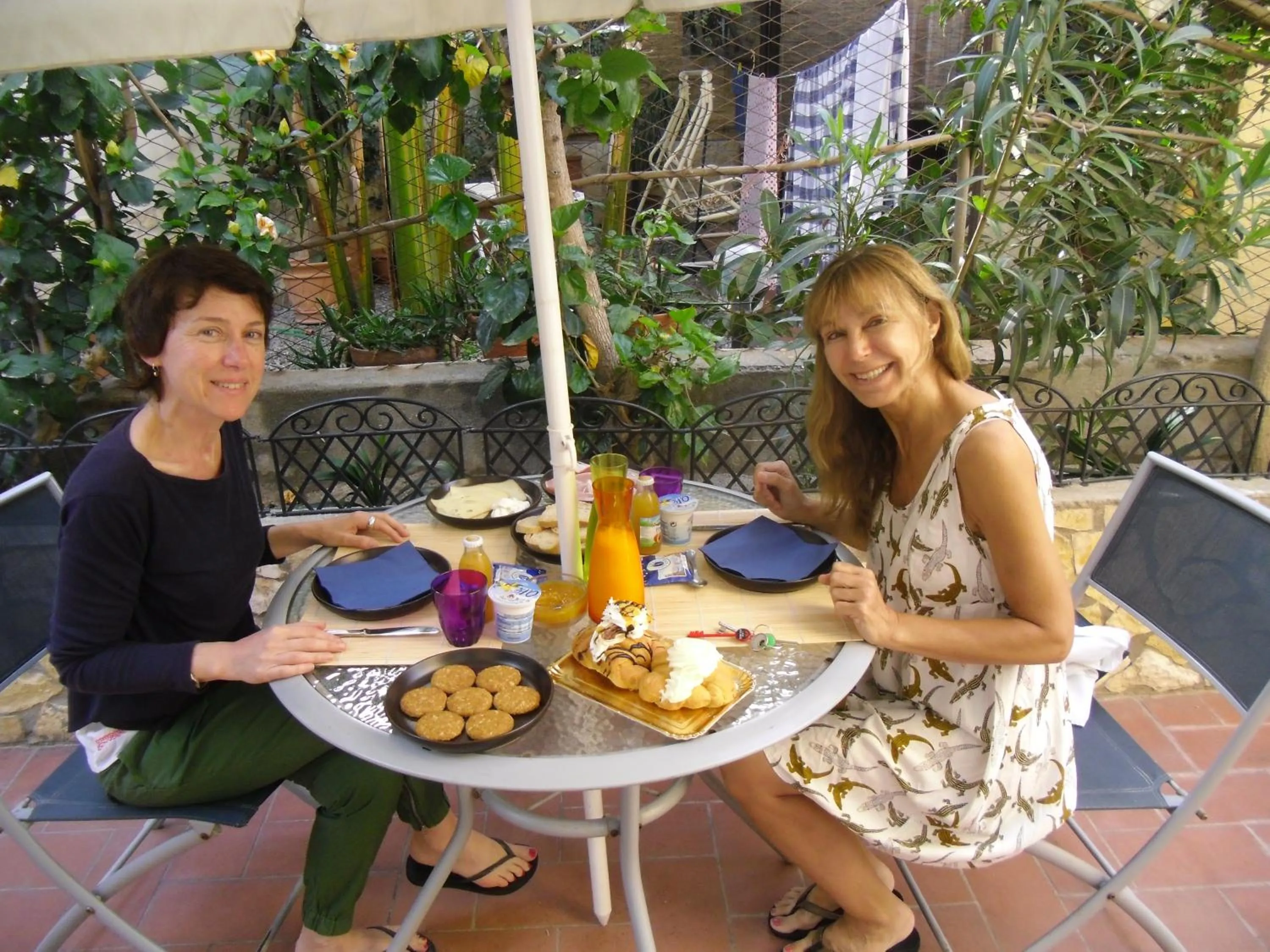 Balcony/Terrace in Anirbas