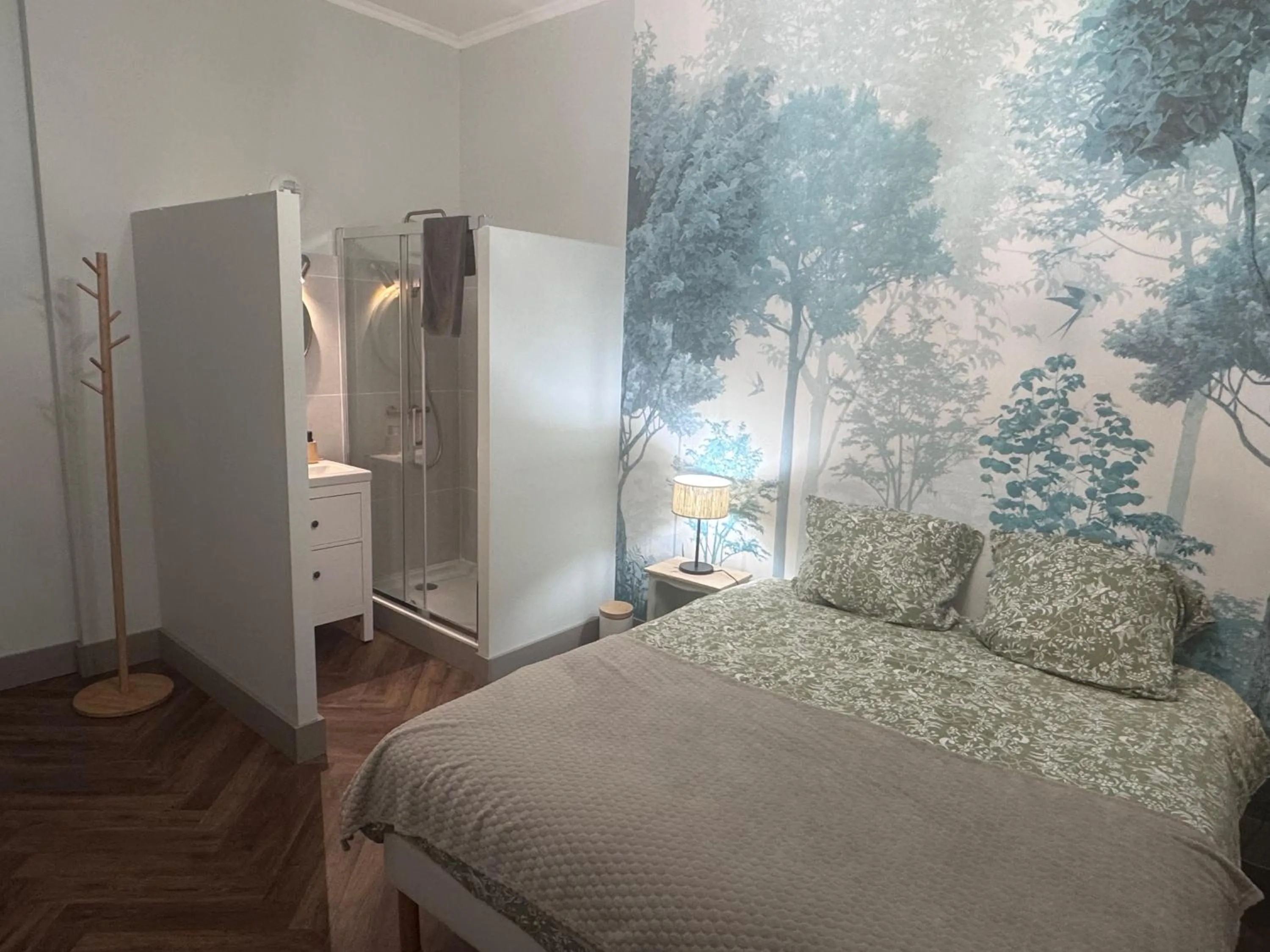 Photo of the whole room, Bed in La Maison Florence