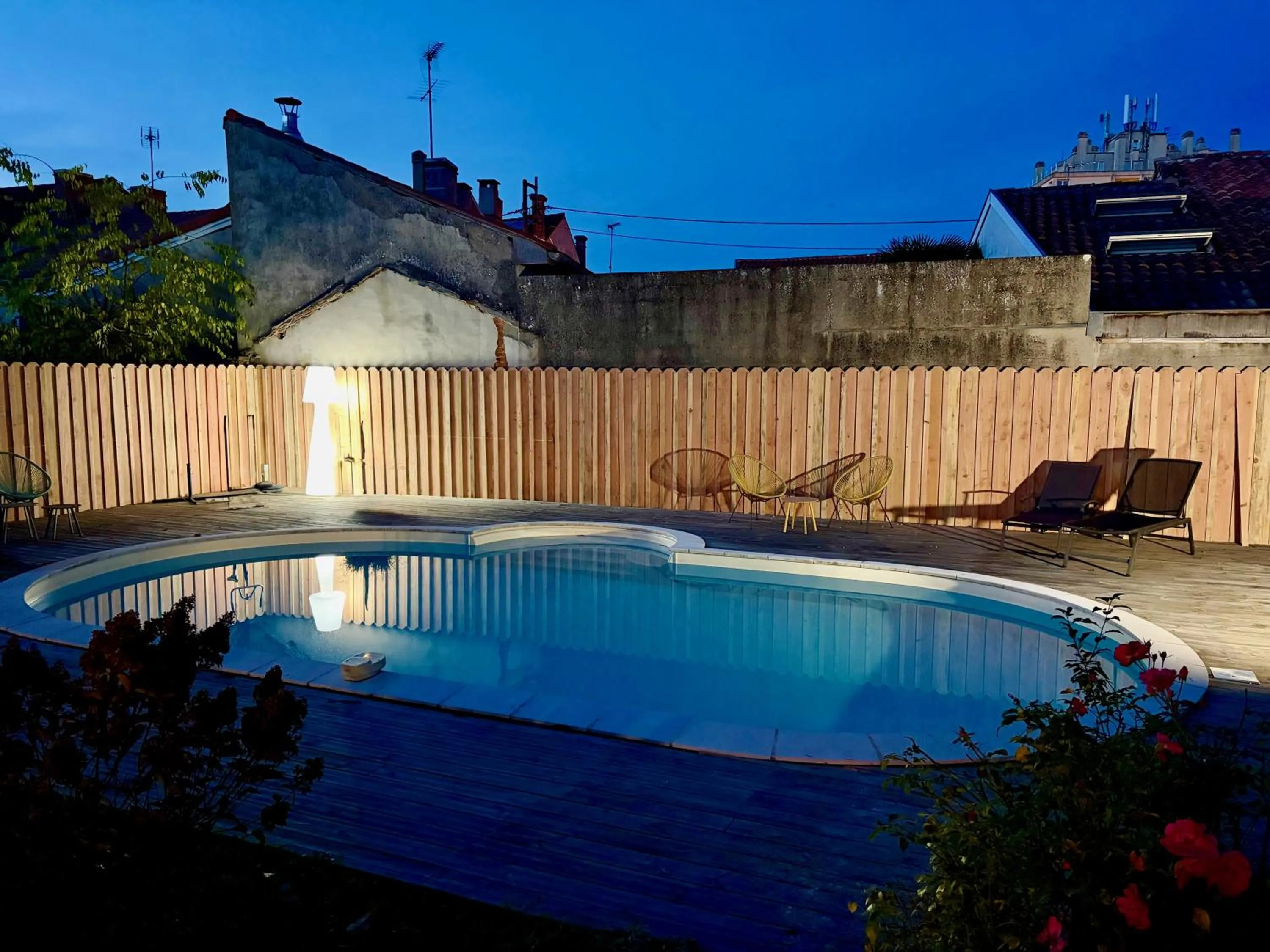 Swimming pool in La Maison Florence