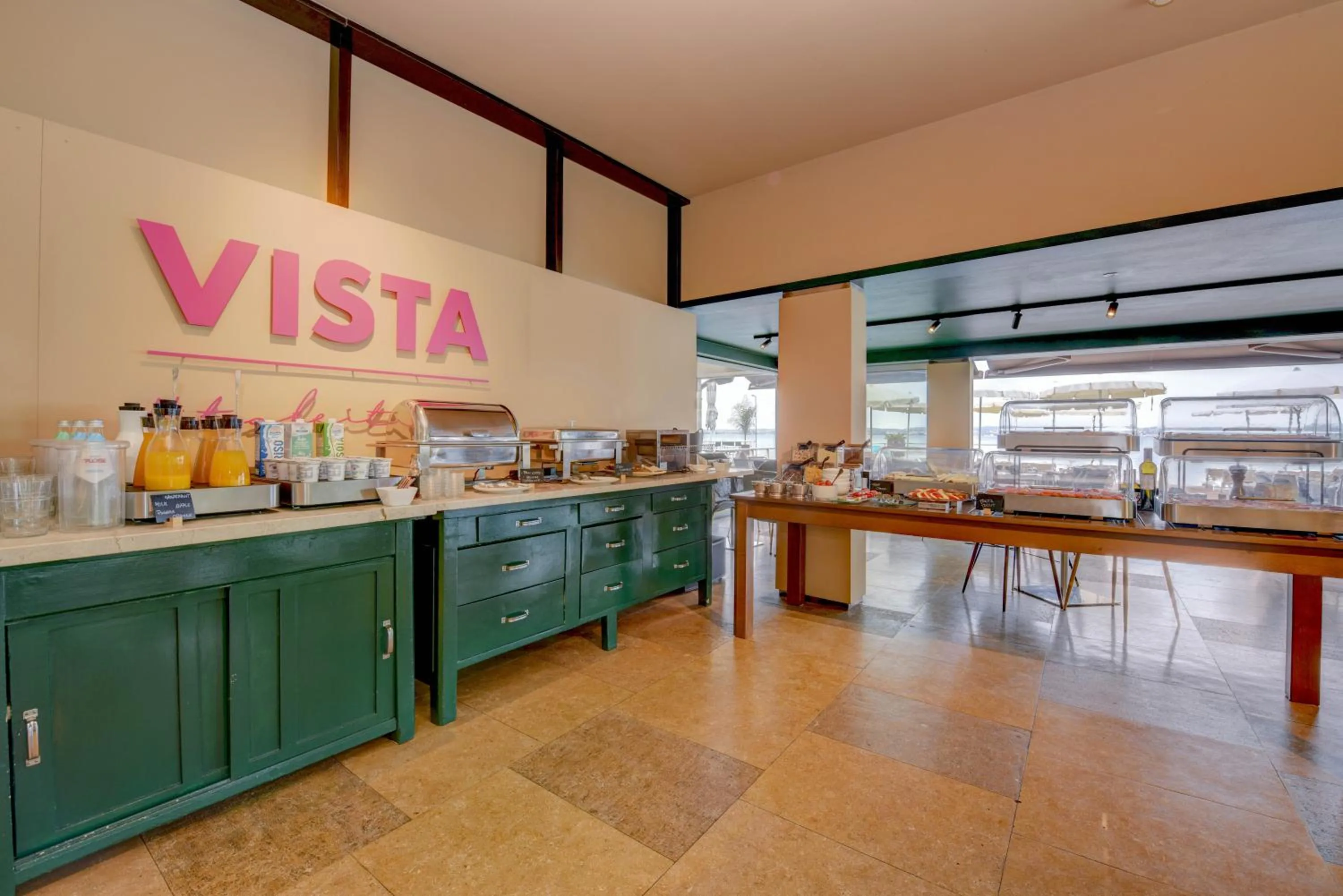 Breakfast in Hotel Flaminia