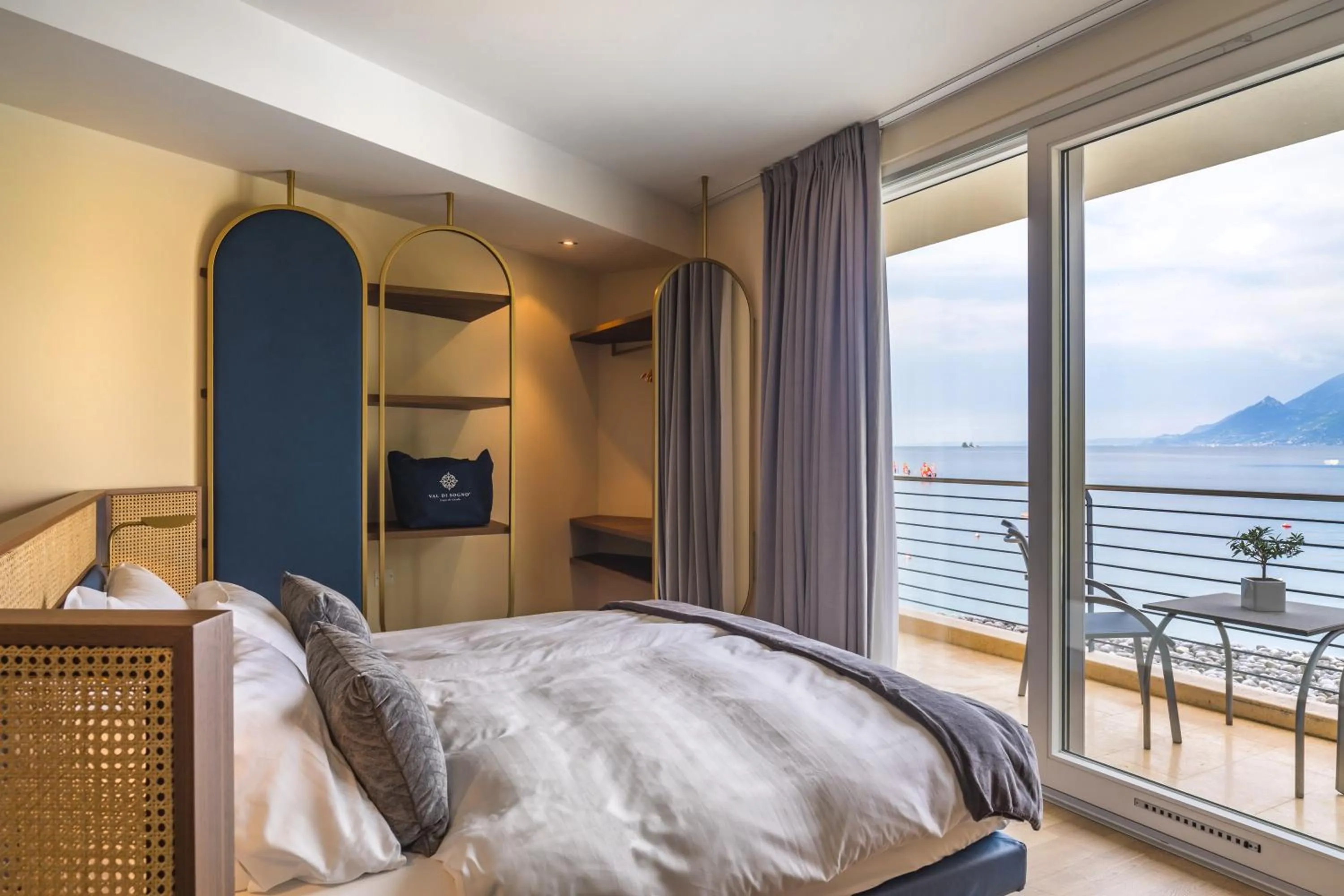 Balcony/Terrace, Bed in Hotel Val Di Sogno - Adults Only