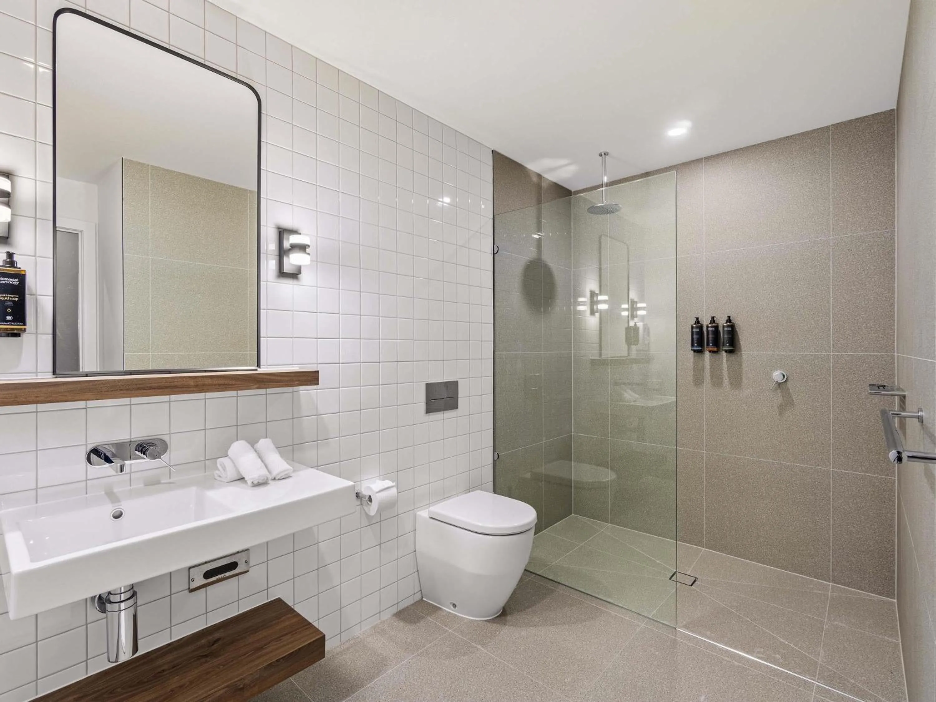 Bedroom in Mercure Pakenham