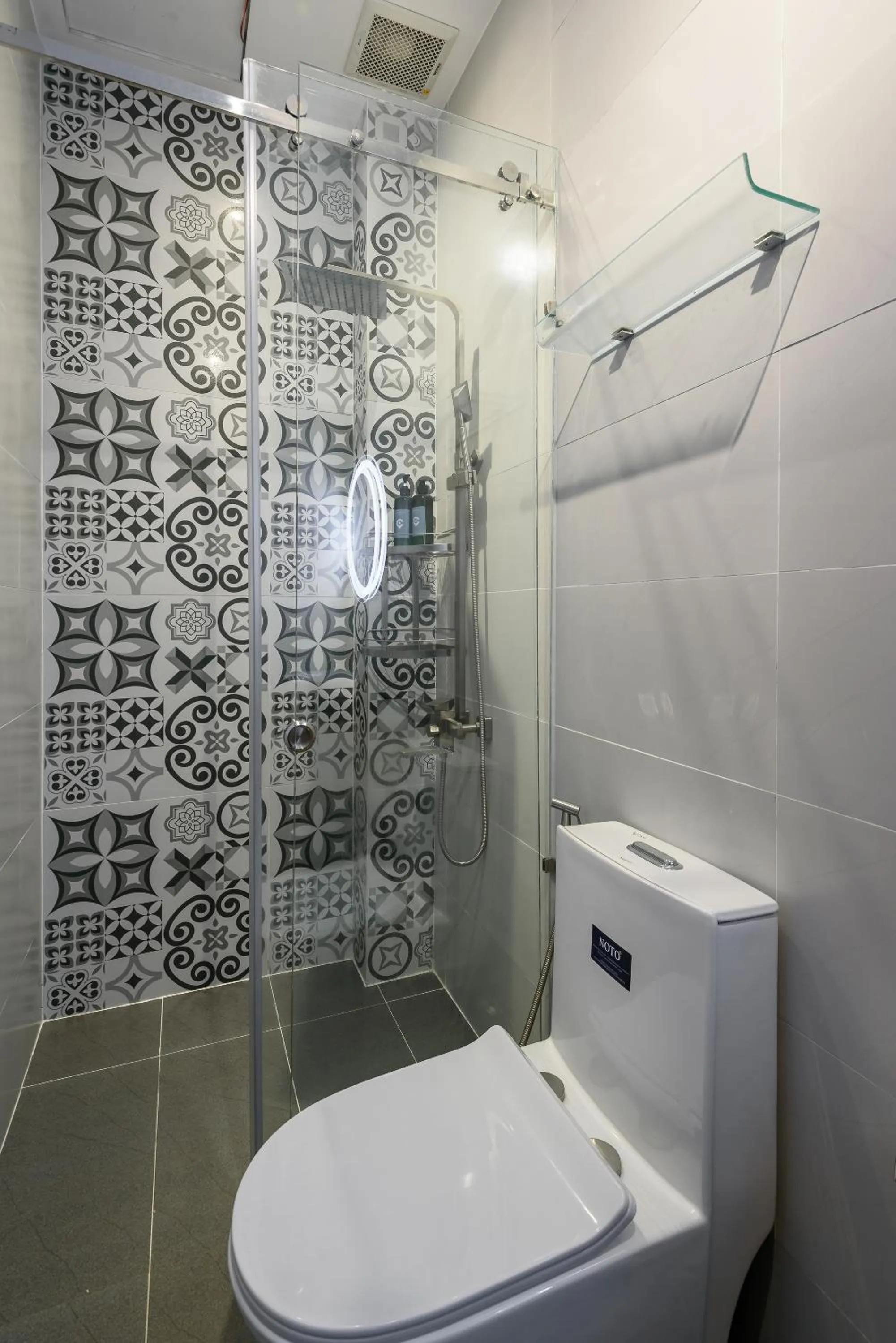 Bathroom in Cozrum Homes - June Corner