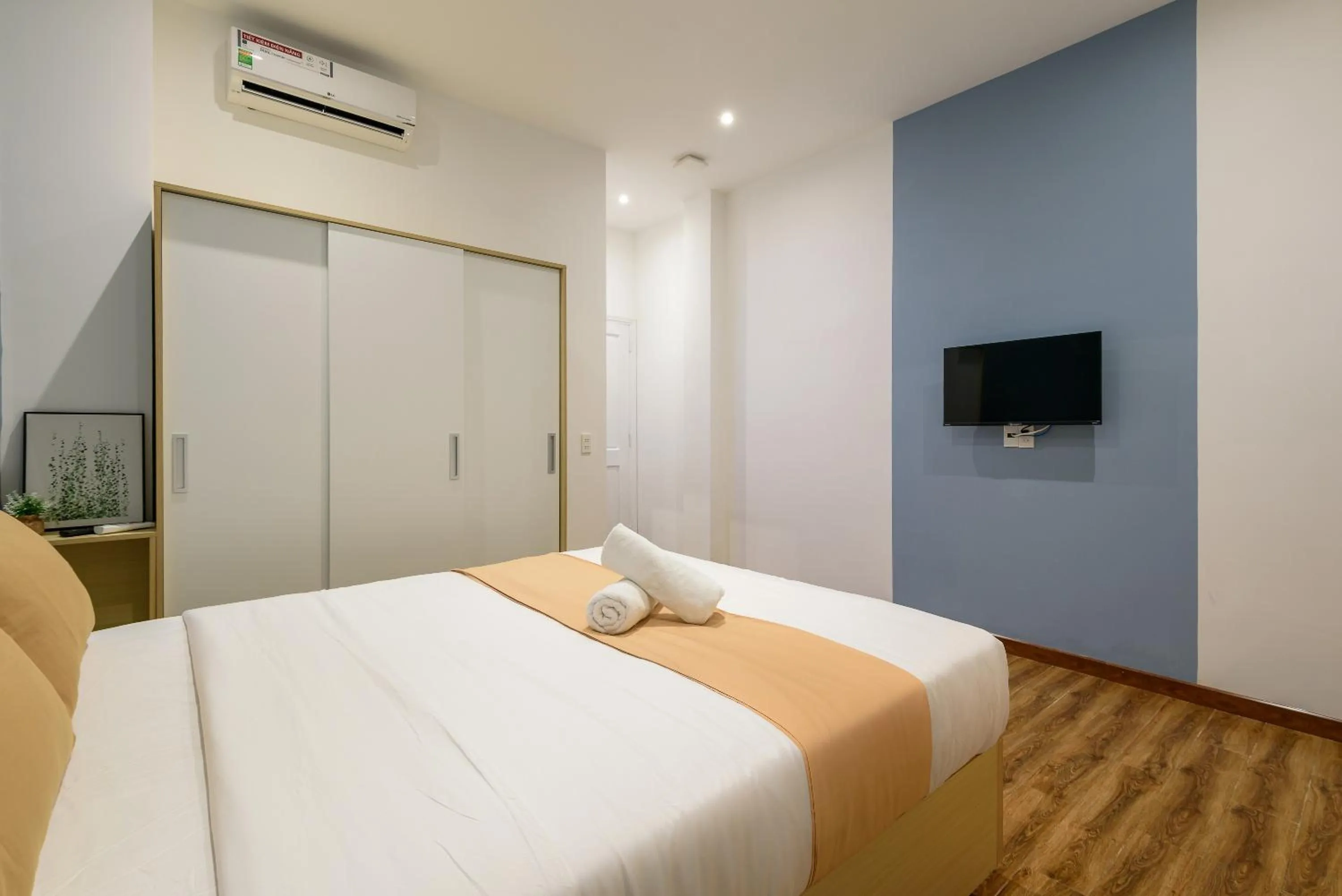 TV and multimedia, Bed in Cozrum Homes - June Corner