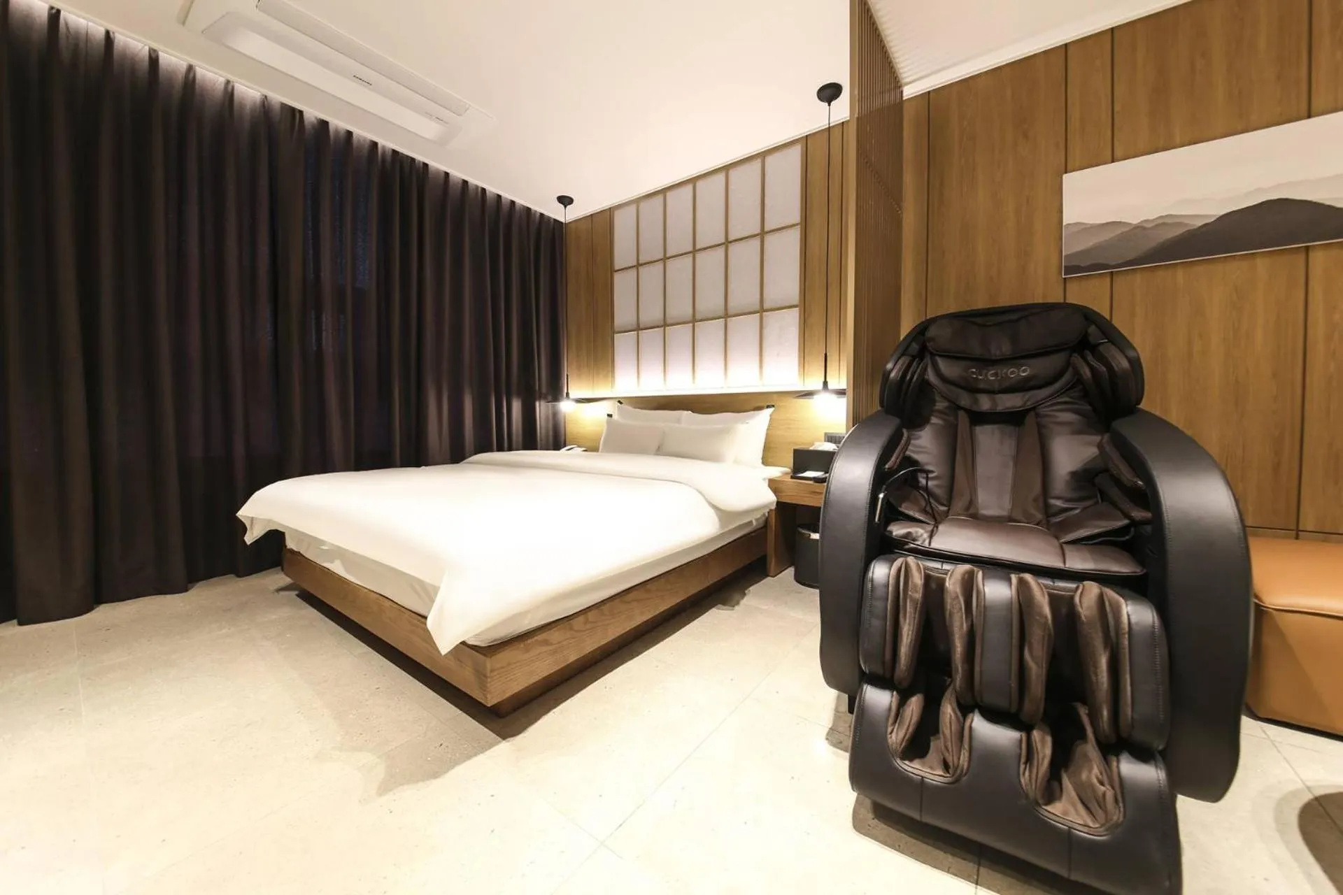 Bed in Wonju Central Hotel