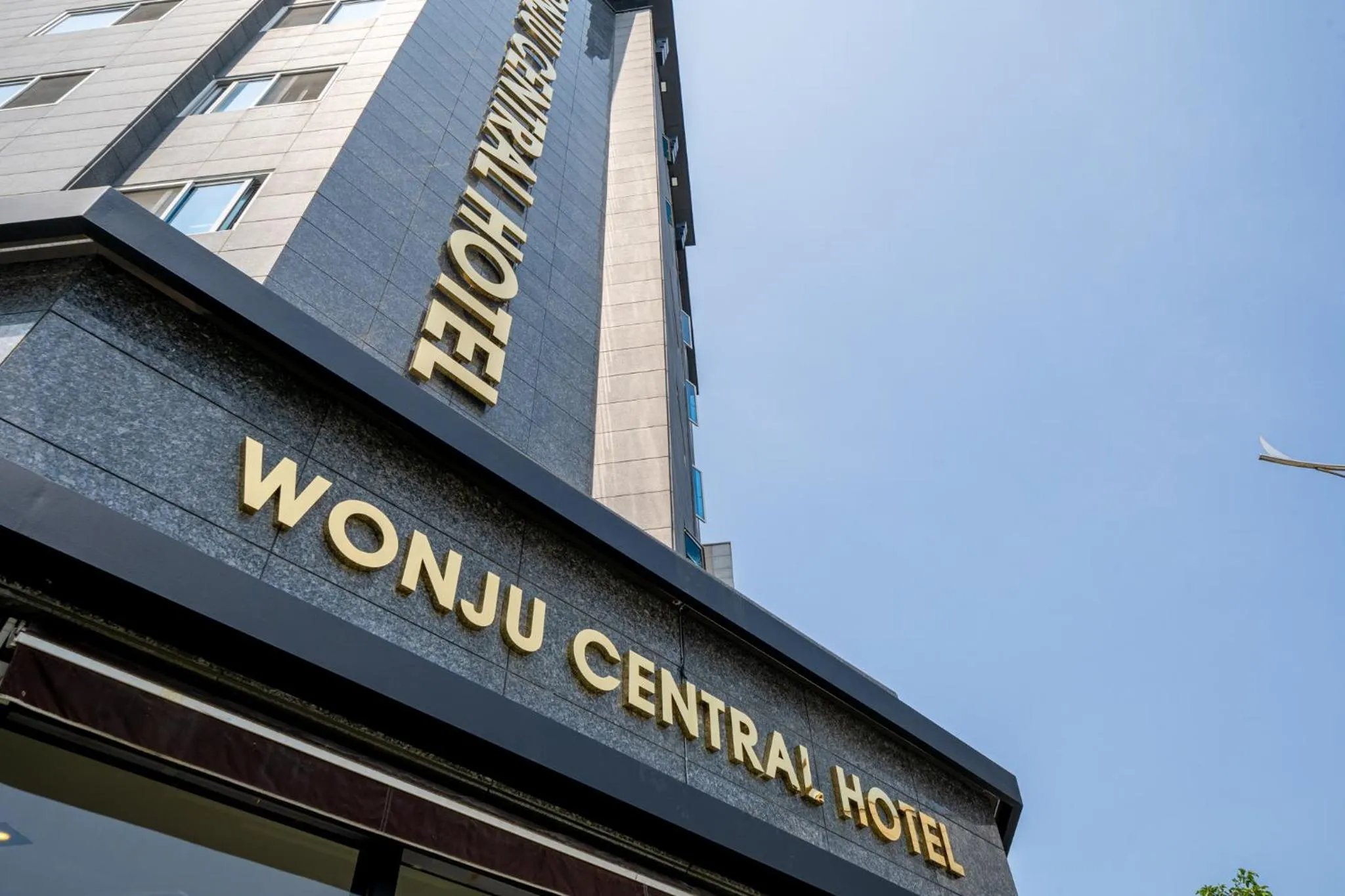 Wonju Central Hotel