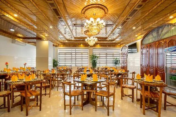 Khách sạn Phạm Gia Đà Nẵng (Phạm Gia Hotel)