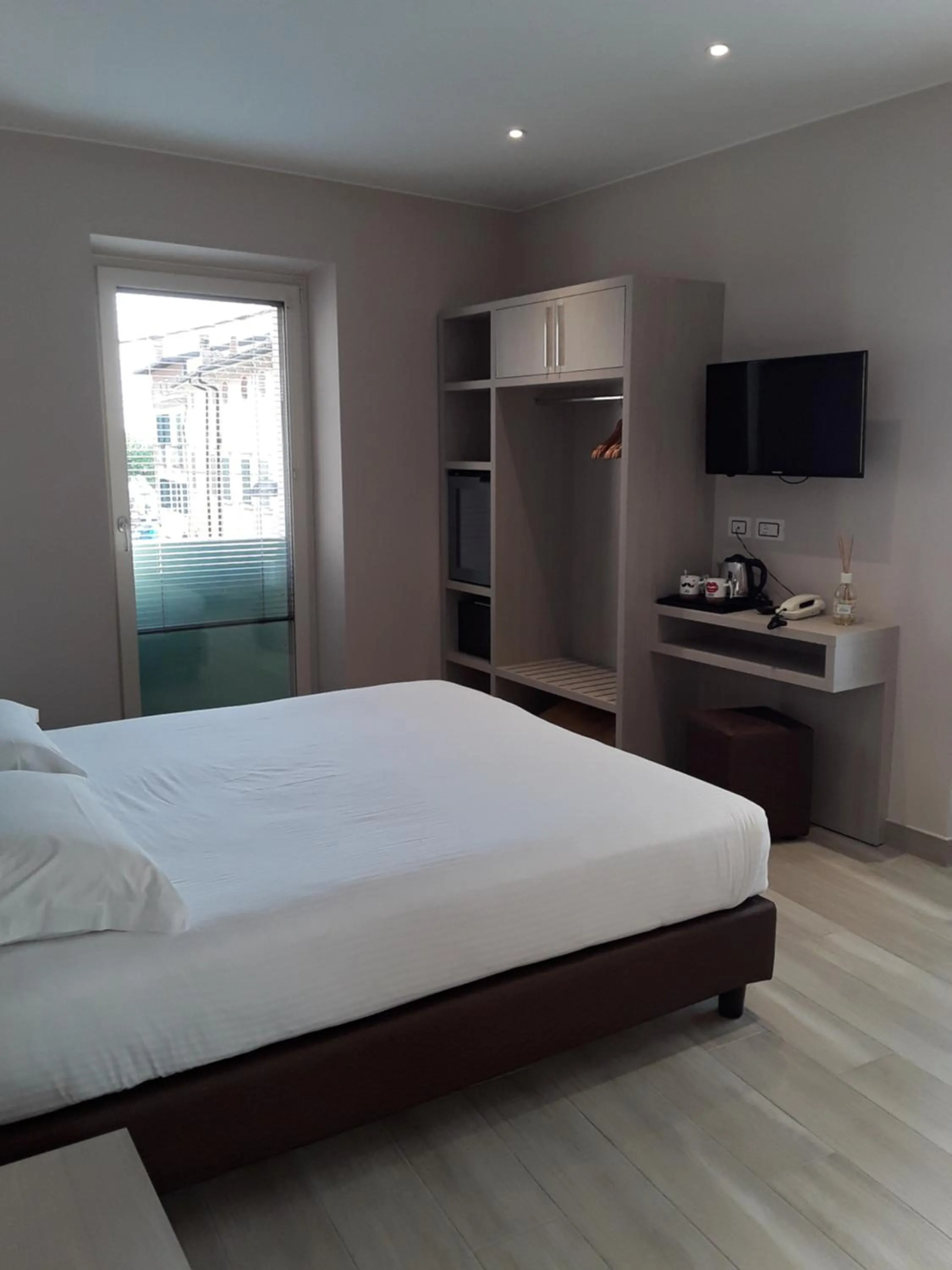 Bed in Hotel Danieli La Castellana lago di Garda