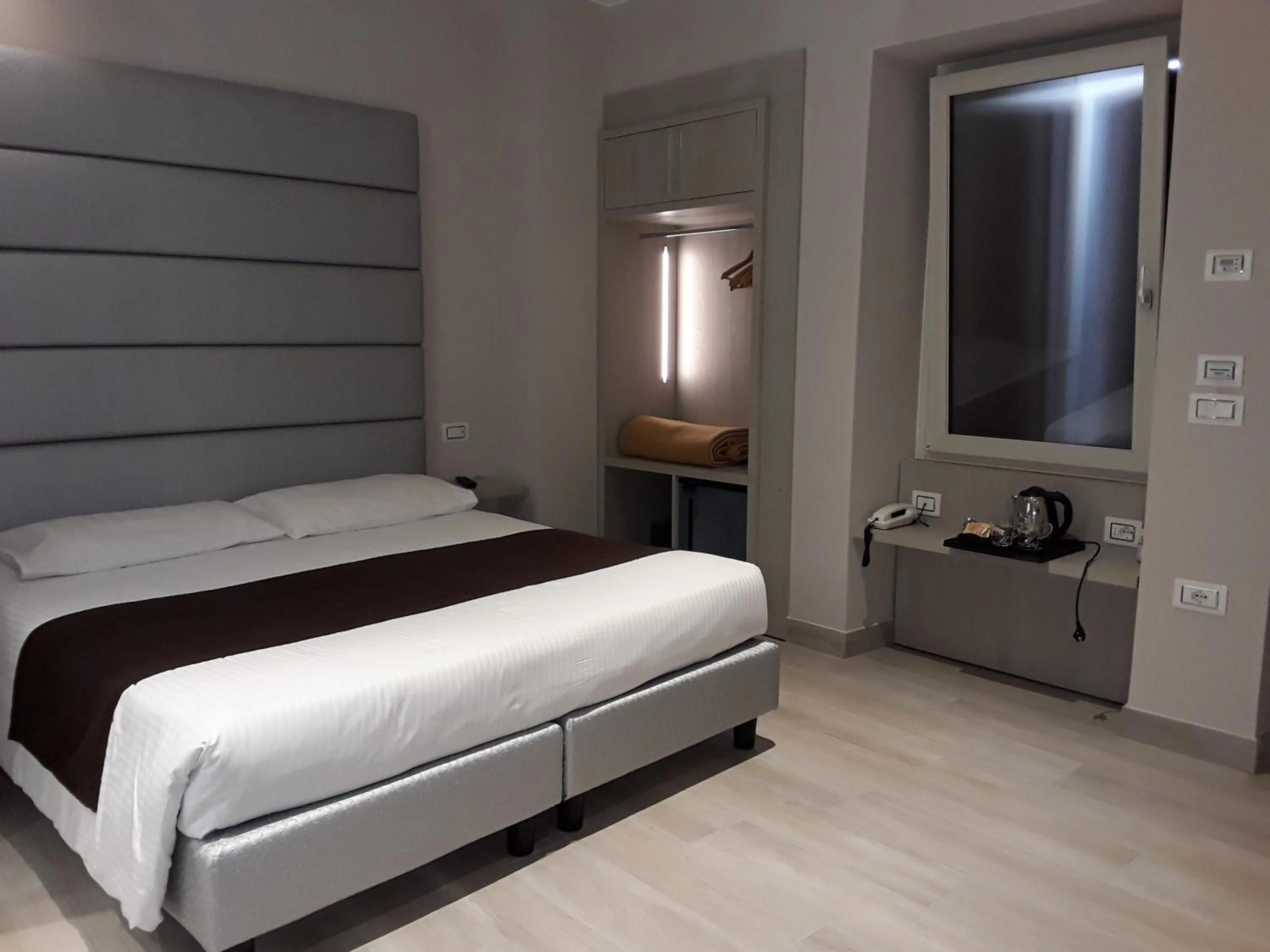 Bed in Hotel Danieli La Castellana lago di Garda