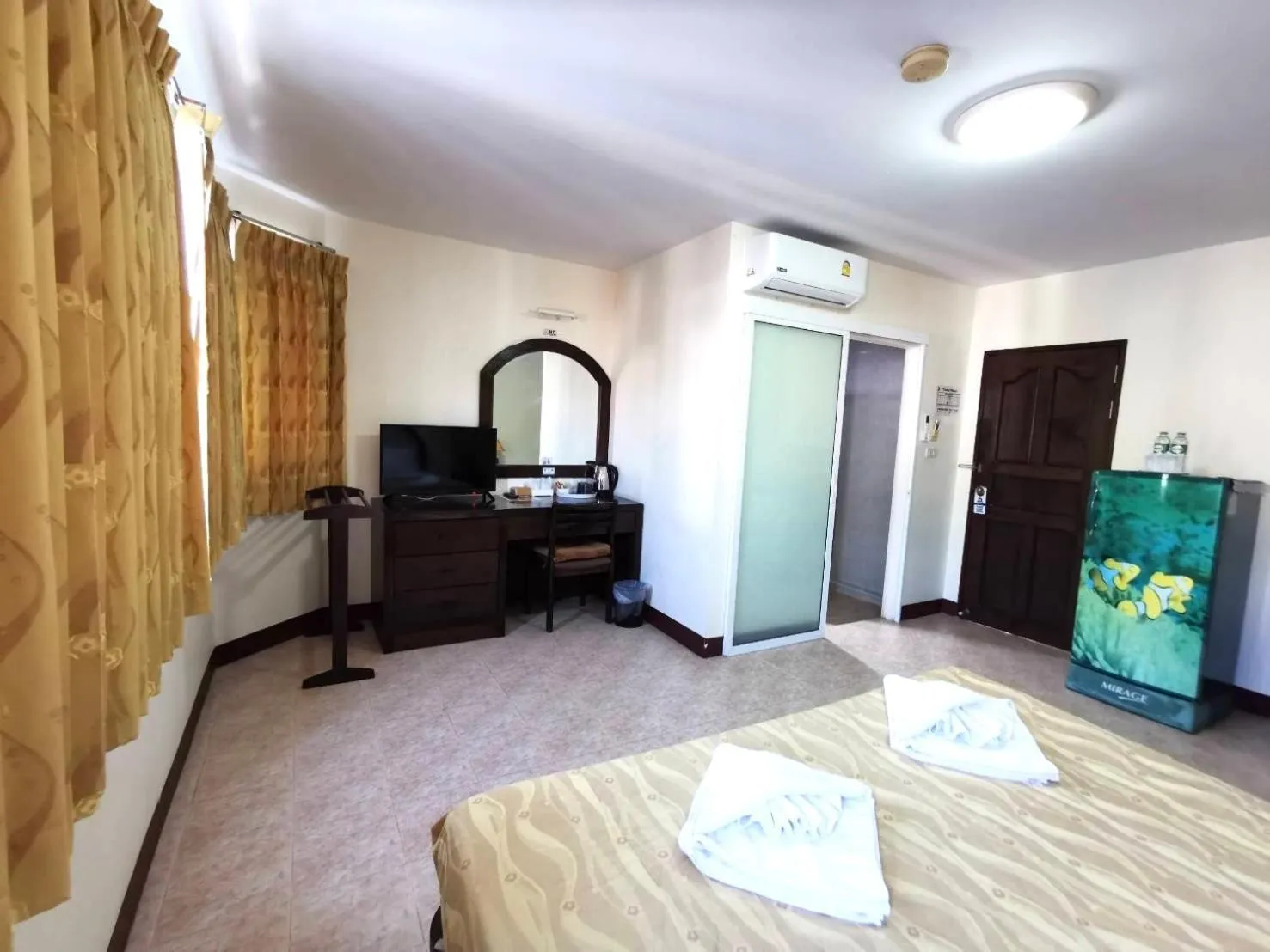 Bedroom, Bed in Kata Place Hotel