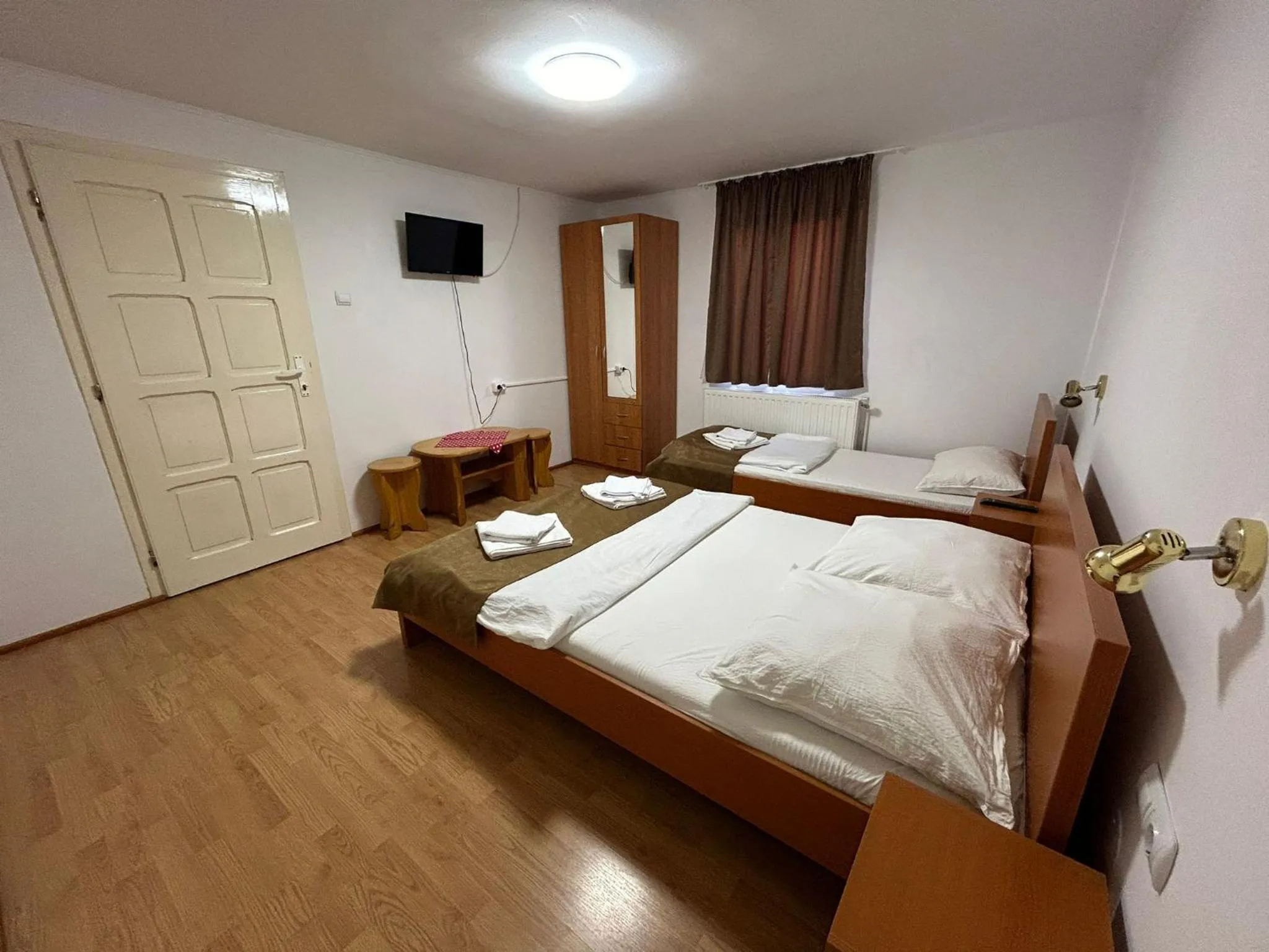 Bed in PENSIUNEA KELEMEN