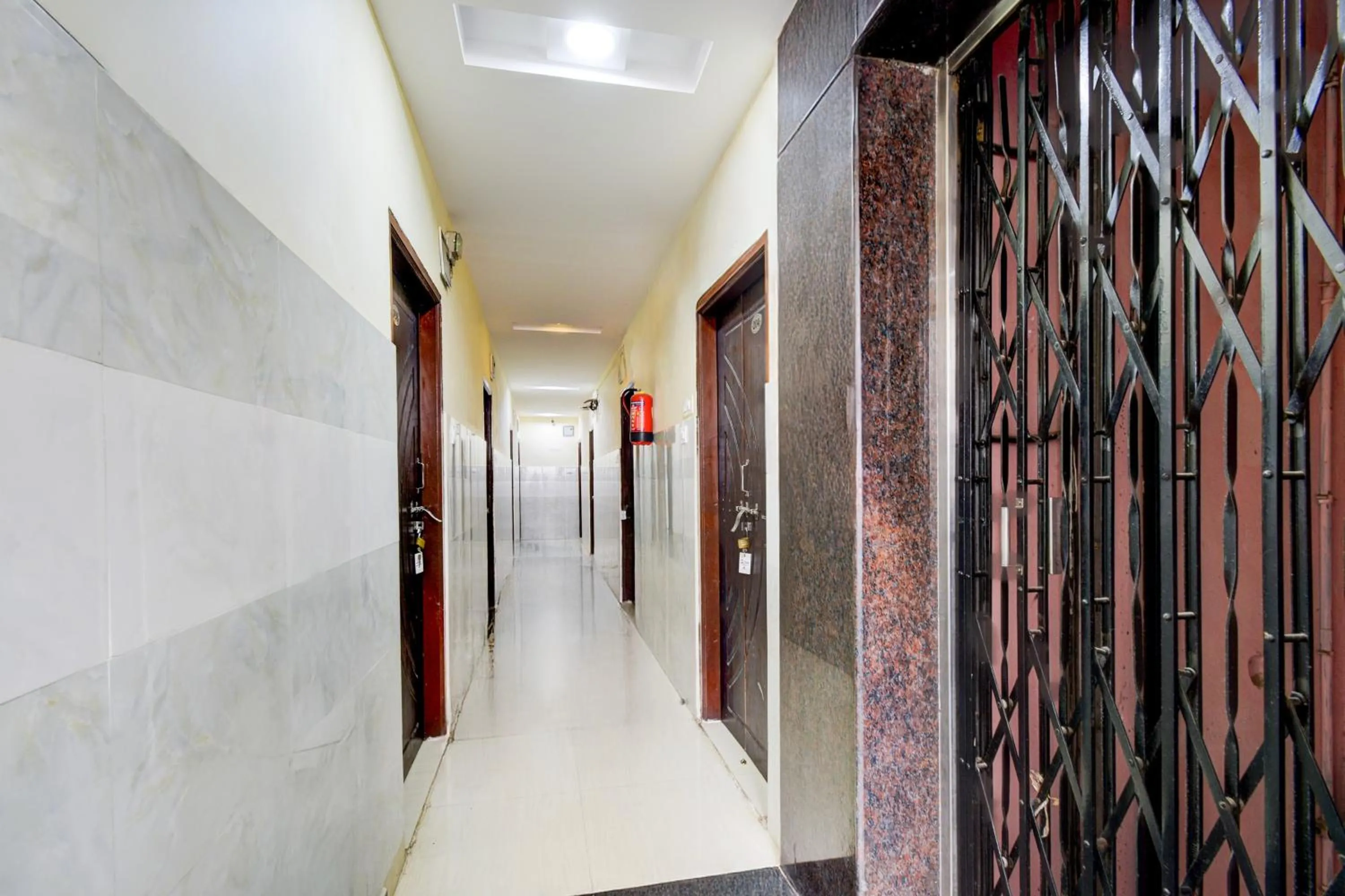 Lobby or reception in Super Collection O Gachibowli
