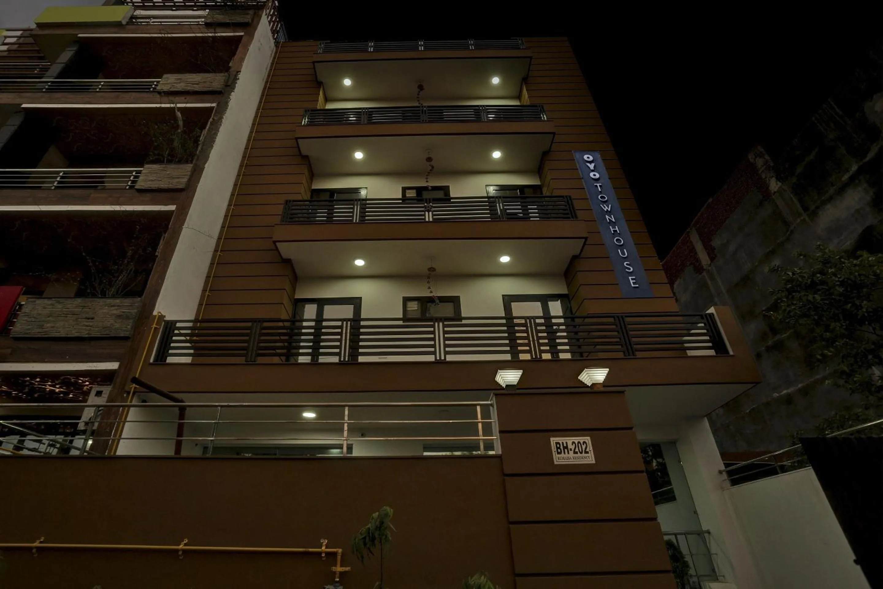 Facade/entrance in Townhouse Rumaisa