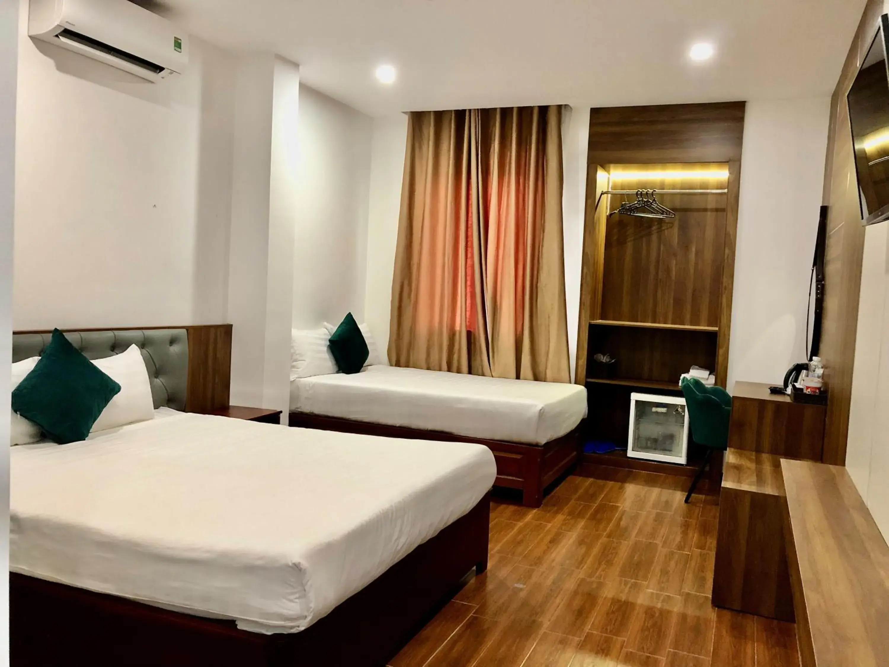 Deluxe Twin Room in Le Centre Pleiku Hotel Deluxe Twin Room in Le Centre Pleiku Hotel