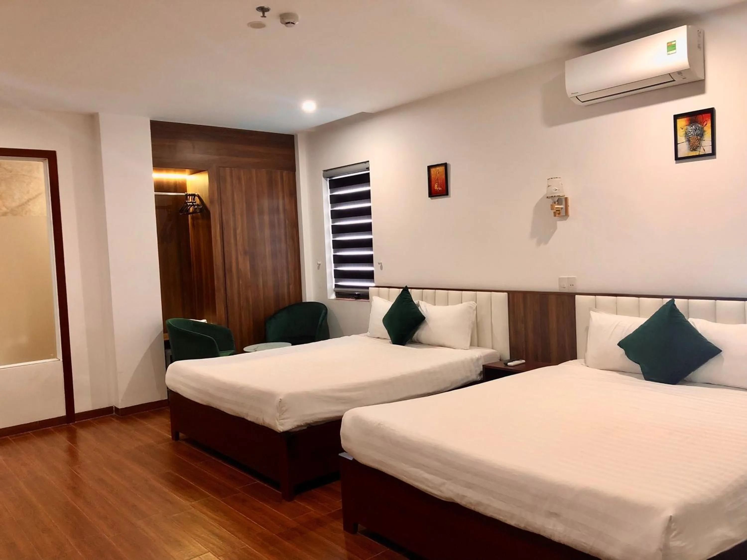 Bedroom, Bed in Le Centre Pleiku Hotel