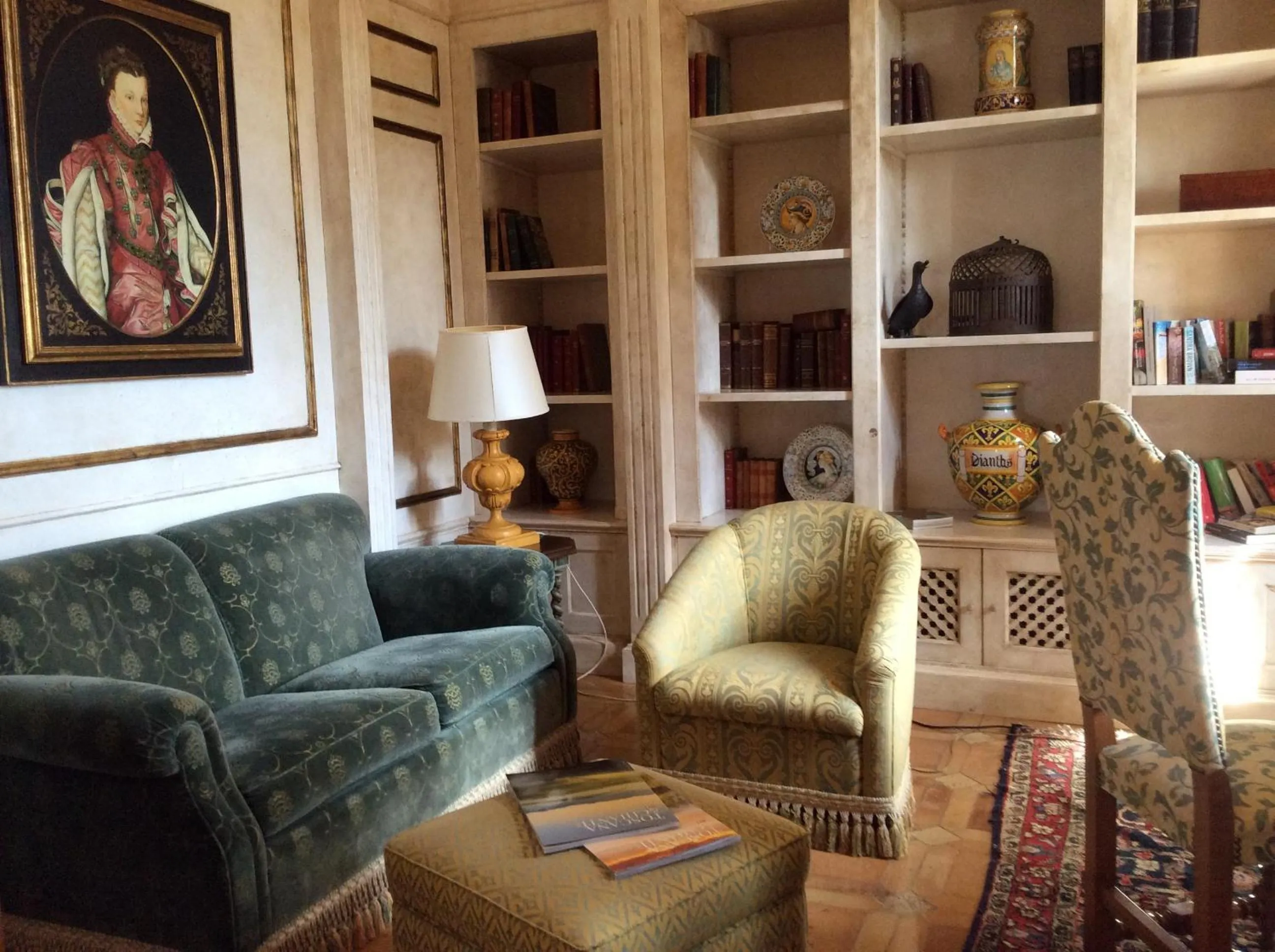 Library in Hotel La Collegiata