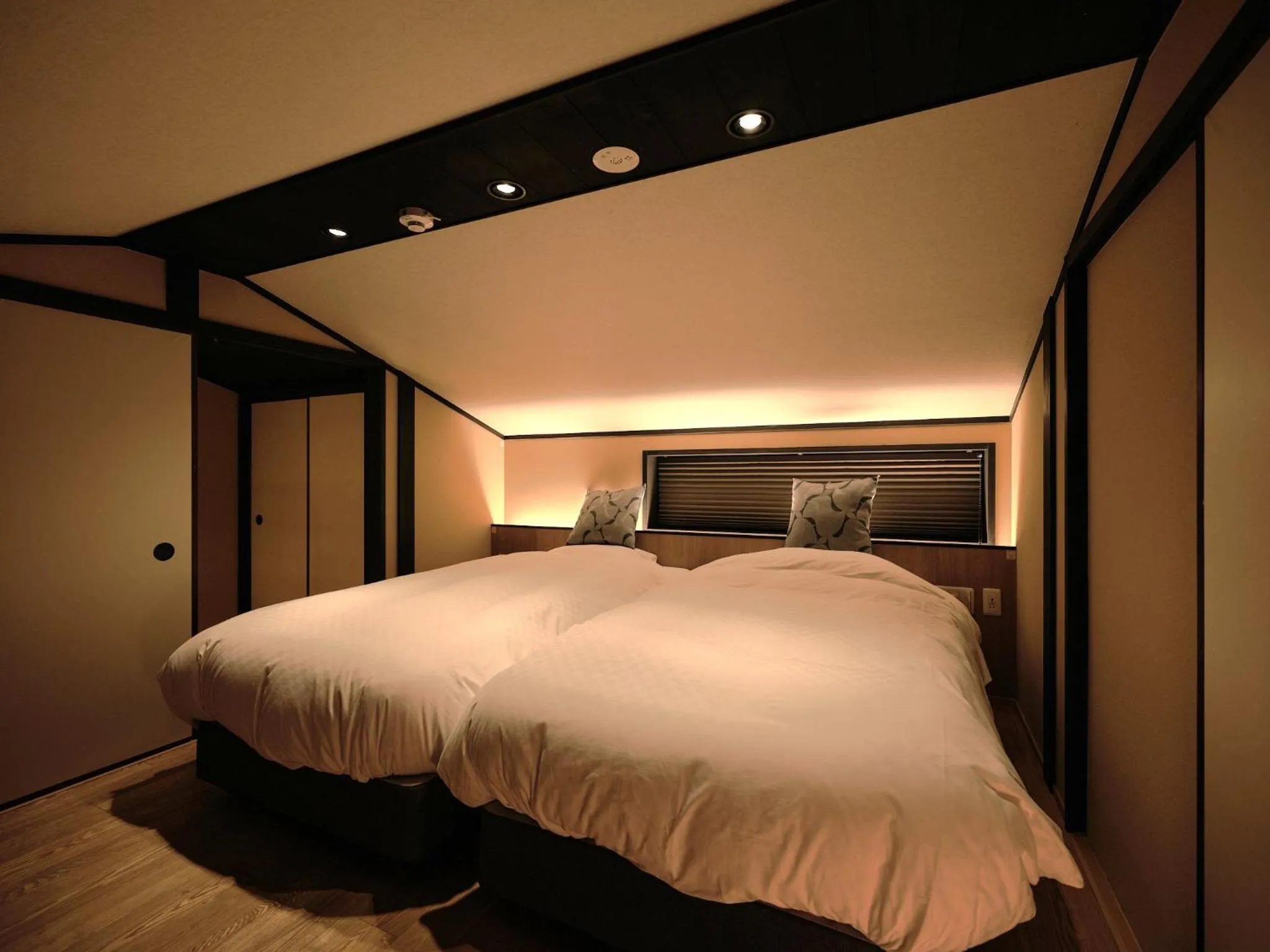 Bed in Tsumugi GionShirakawa